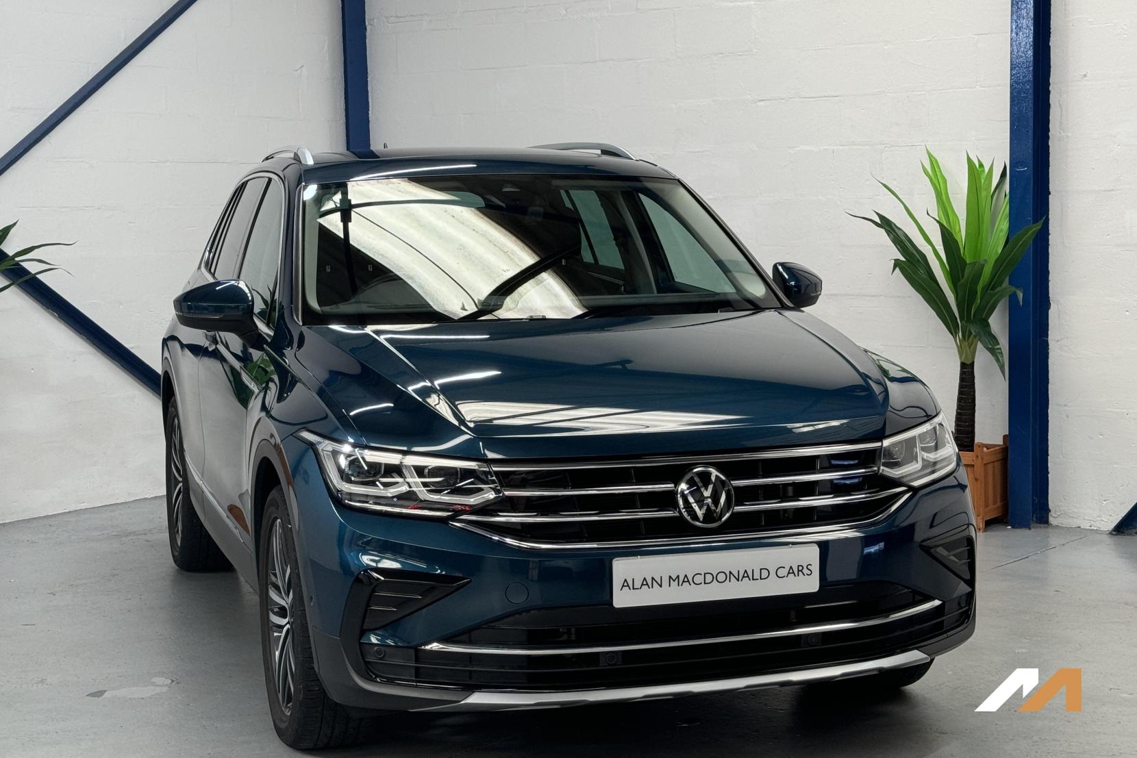 Volkswagen Tiguan 1.5 TSI Elegance SUV 5dr Petrol DSG Euro 6 (s/s) (150 ps)