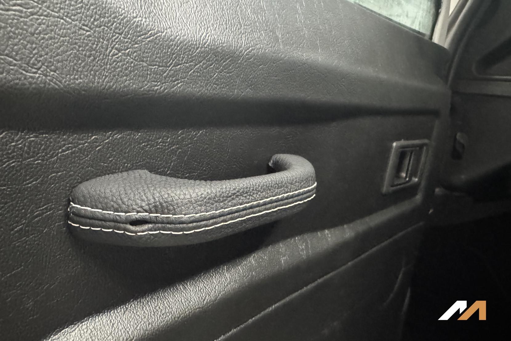 Land Rover Defender 90 2.5 TD5 County Hard Top SUV 3dr Diesel Manual SWB (282 g/km, 120 bhp)