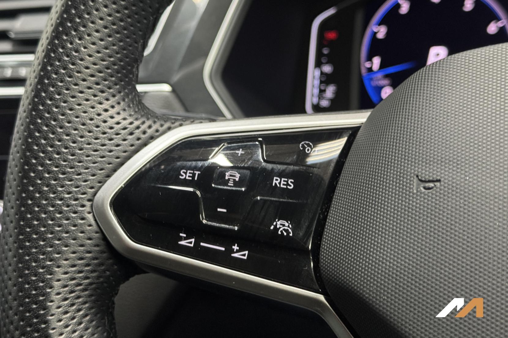 Volkswagen Tiguan 1.5 TSI R-Line SUV 5dr Petrol DSG Euro 6 (s/s) (150 ps)