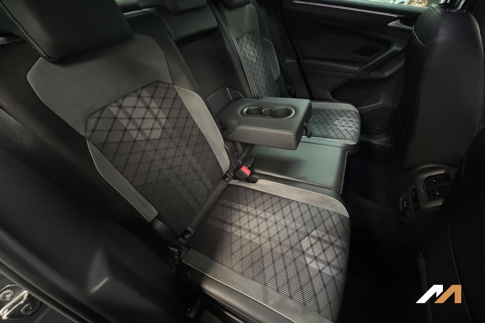 Volkswagen Tiguan 1.5 TSI R-Line SUV 5dr Petrol DSG Euro 6 (s/s) (150 ps)