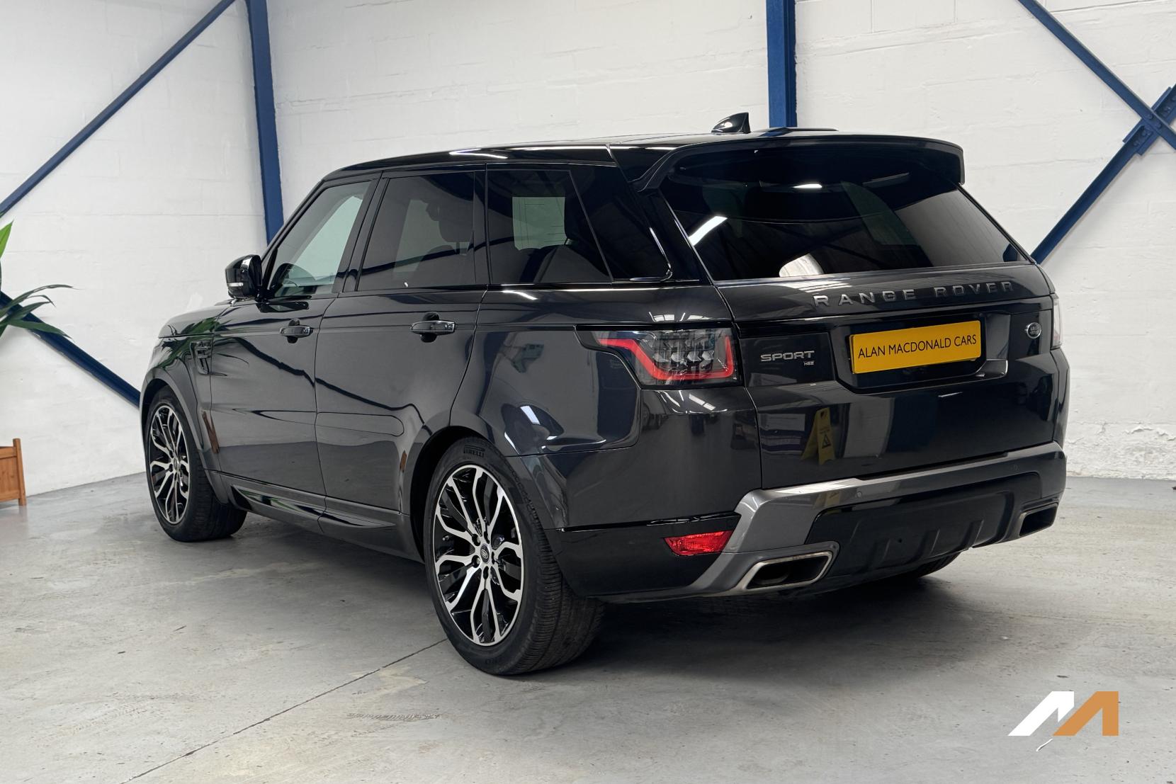 Land Rover Range Rover Sport 3.0 D300 MHEV HSE Silver SUV 5dr Diesel Auto 4WD Euro 6 (s/s) (300 ps)