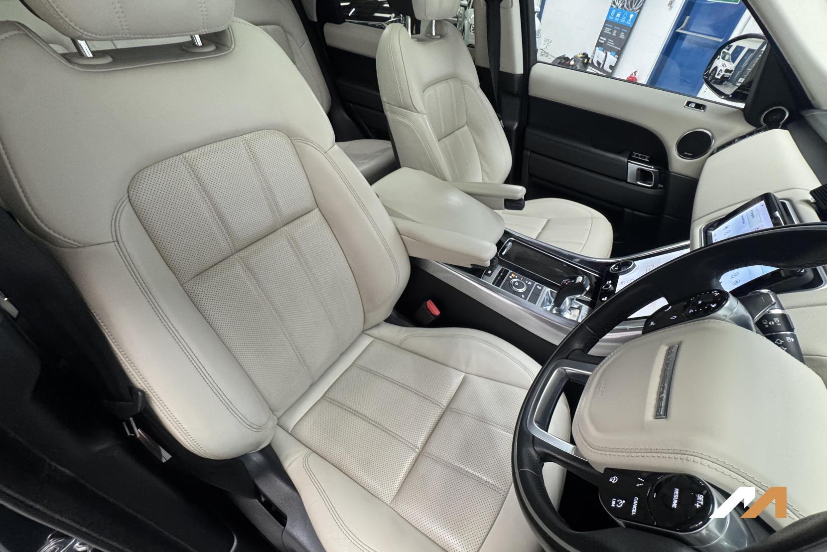 Land Rover Range Rover Sport 3.0 D300 MHEV HSE Silver SUV 5dr Diesel Auto 4WD Euro 6 (s/s) (300 ps)