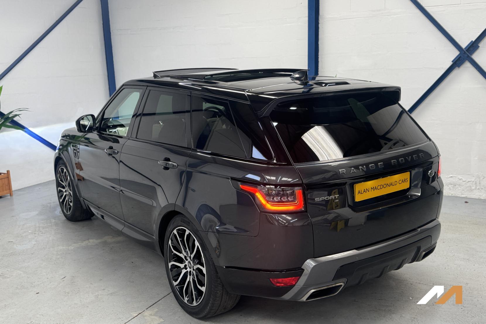 Land Rover Range Rover Sport 3.0 D300 MHEV HSE Silver SUV 5dr Diesel Auto 4WD Euro 6 (s/s) (300 ps)