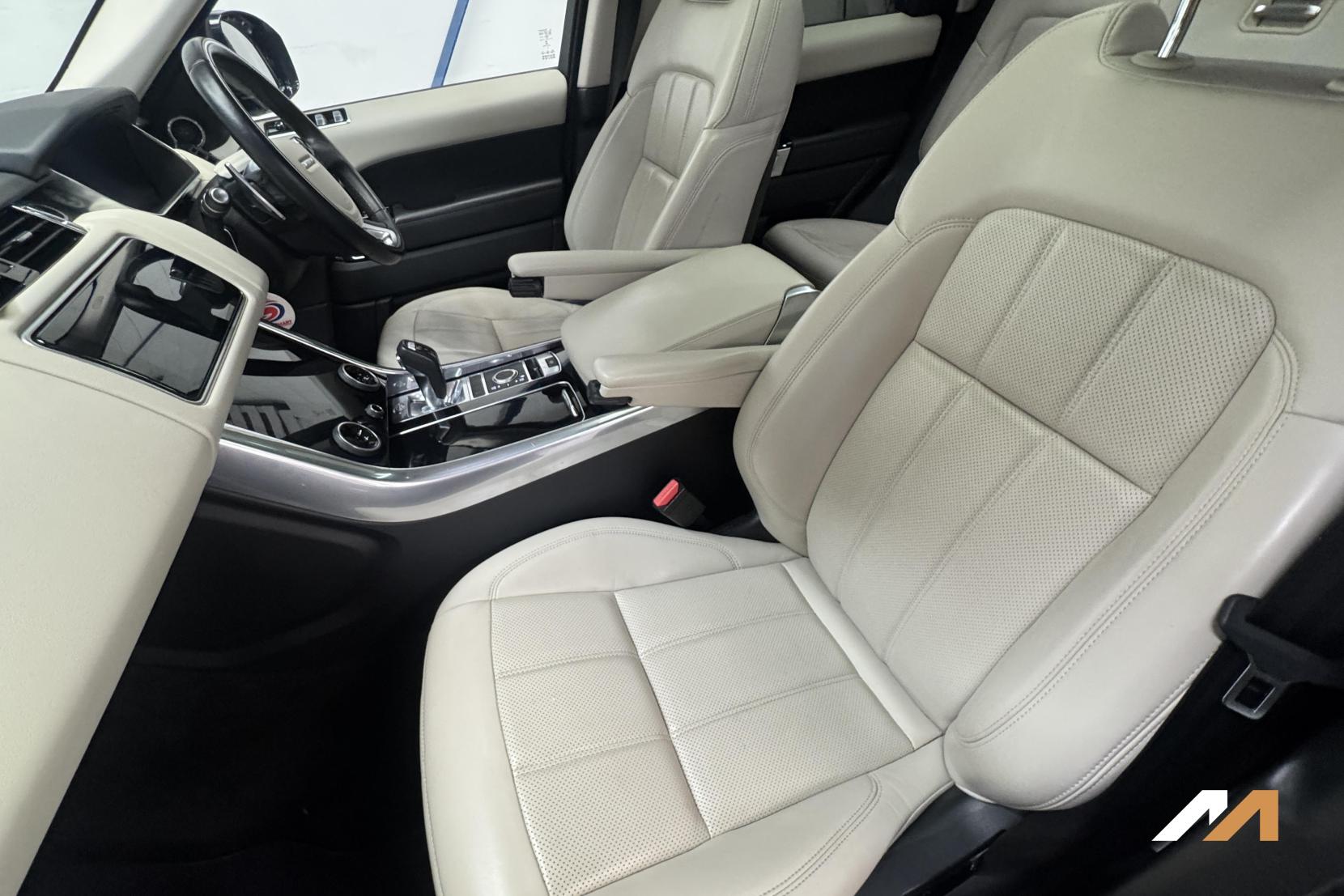 Land Rover Range Rover Sport 3.0 D300 MHEV HSE Silver SUV 5dr Diesel Auto 4WD Euro 6 (s/s) (300 ps)