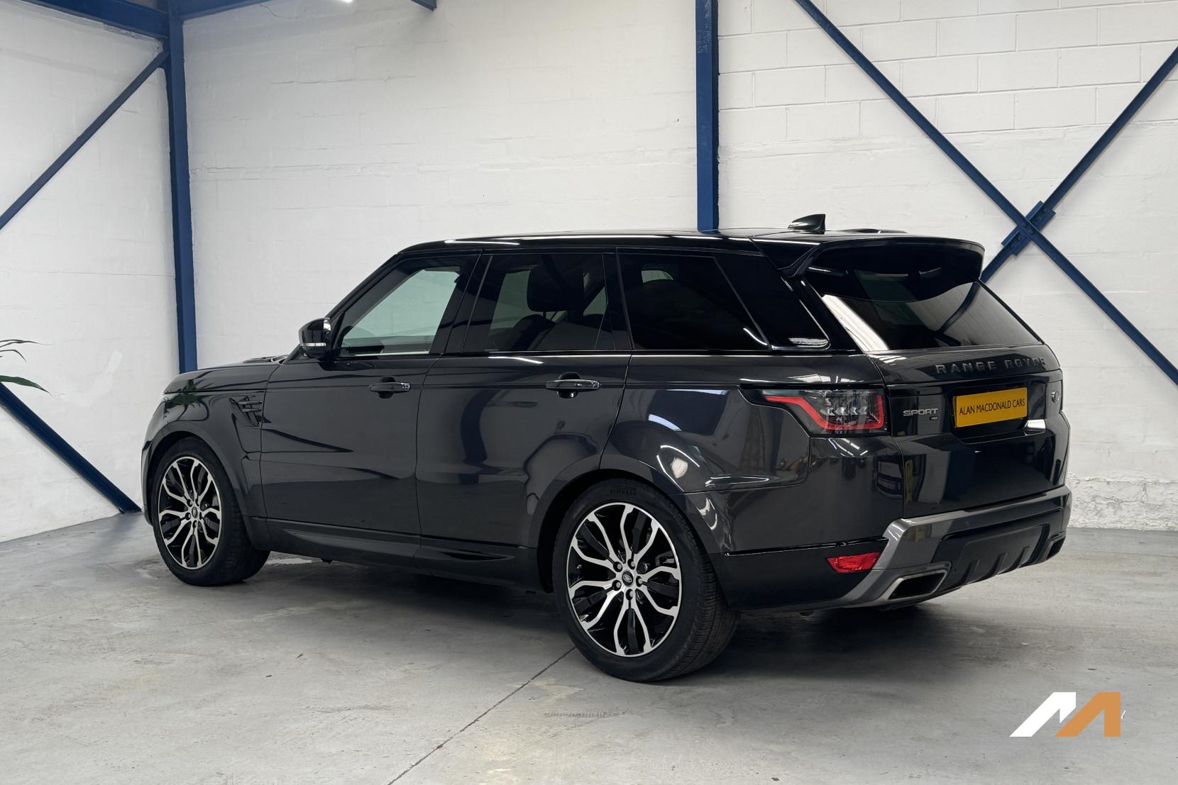 Land Rover Range Rover Sport 3.0 D300 MHEV HSE Silver SUV 5dr Diesel Auto 4WD Euro 6 (s/s) (300 ps)