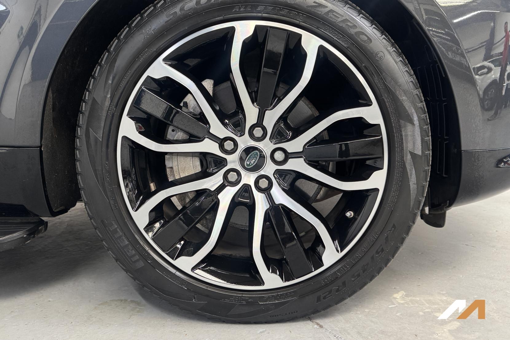 Land Rover Range Rover Sport 3.0 D300 MHEV HSE Silver SUV 5dr Diesel Auto 4WD Euro 6 (s/s) (300 ps)