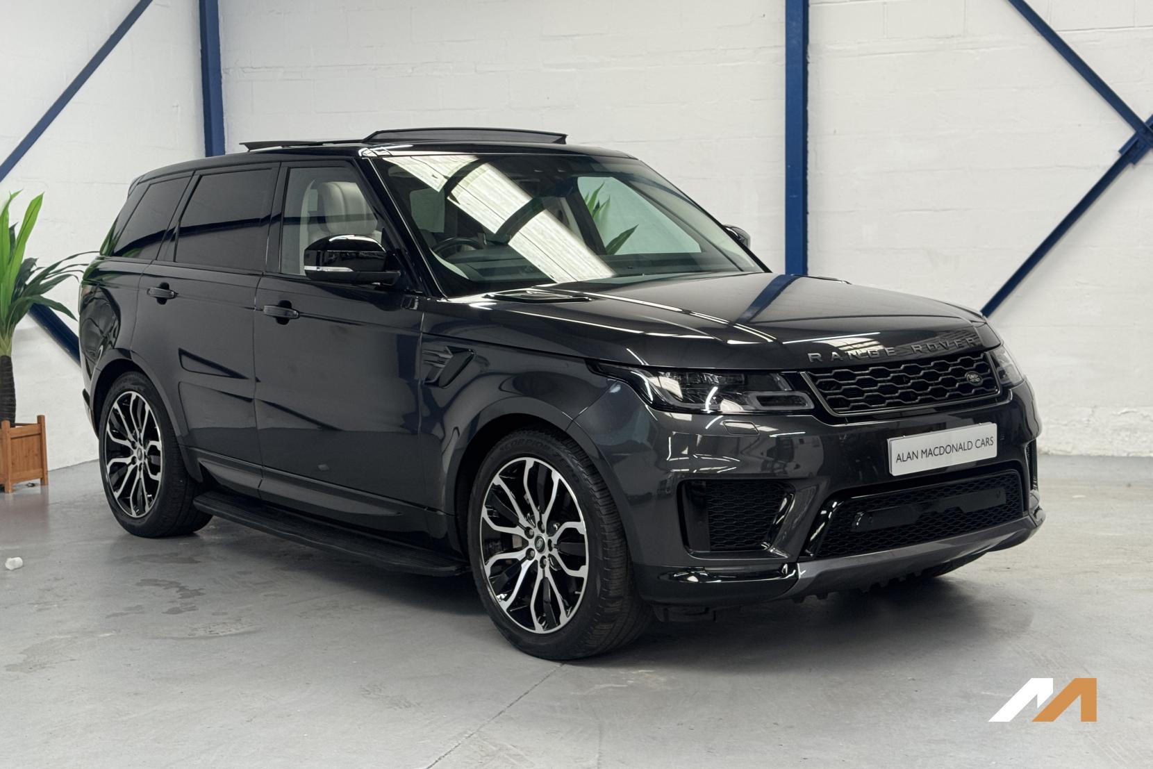Land Rover Range Rover Sport 3.0 D300 MHEV HSE Silver SUV 5dr Diesel Auto 4WD Euro 6 (s/s) (300 ps)