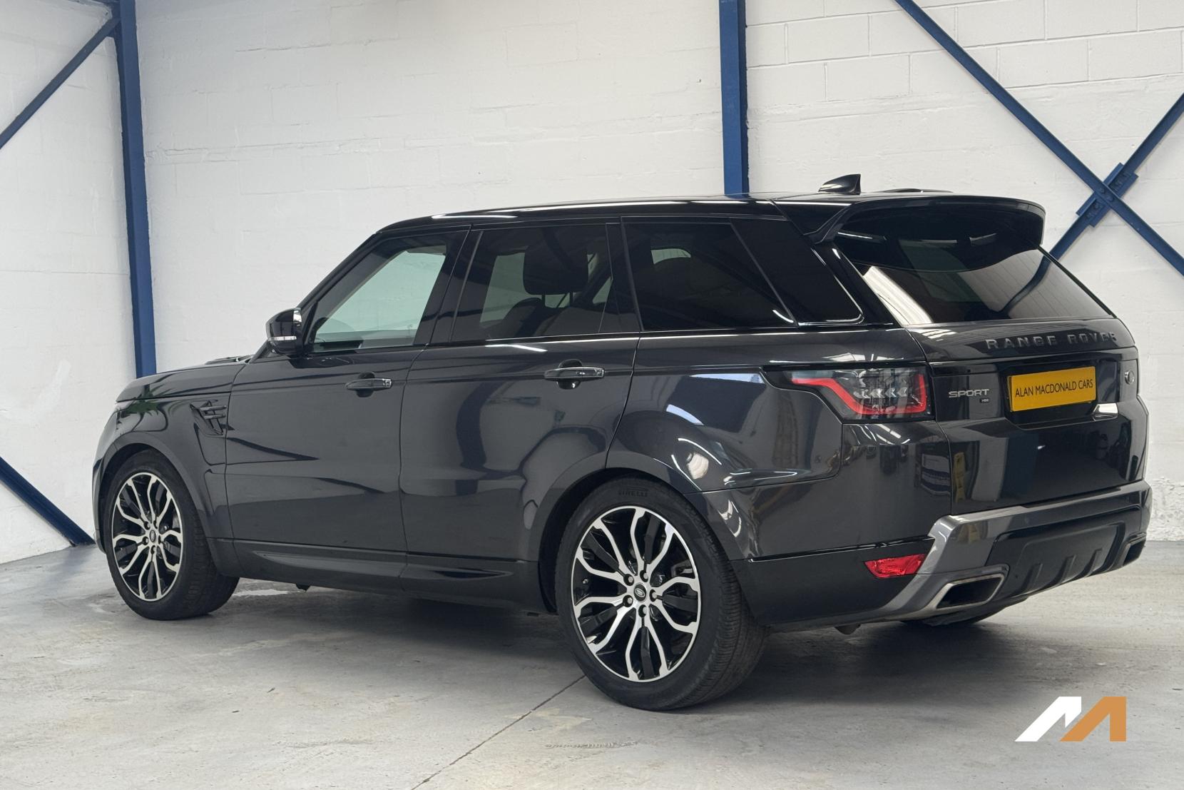 Land Rover Range Rover Sport 3.0 D300 MHEV HSE Silver SUV 5dr Diesel Auto 4WD Euro 6 (s/s) (300 ps)