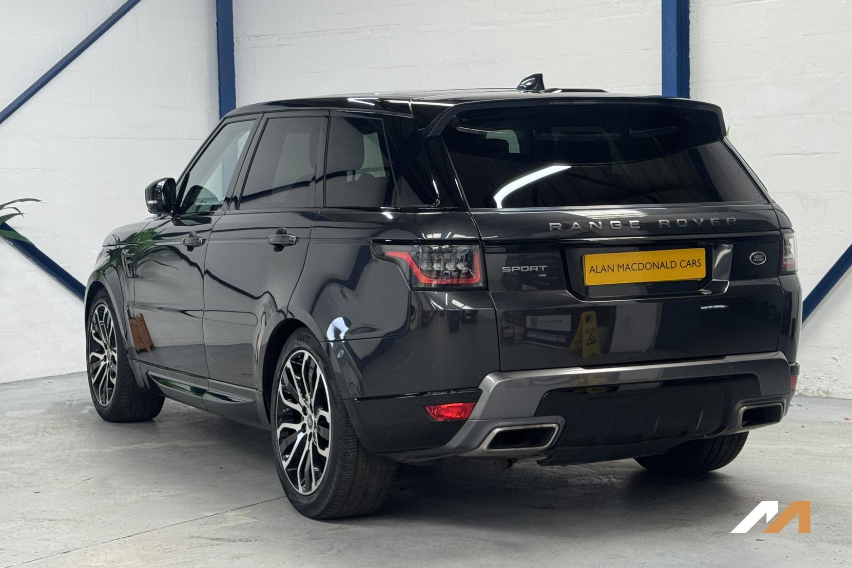 Land Rover Range Rover Sport 3.0 D300 MHEV HSE Silver SUV 5dr Diesel Auto 4WD Euro 6 (s/s) (300 ps)