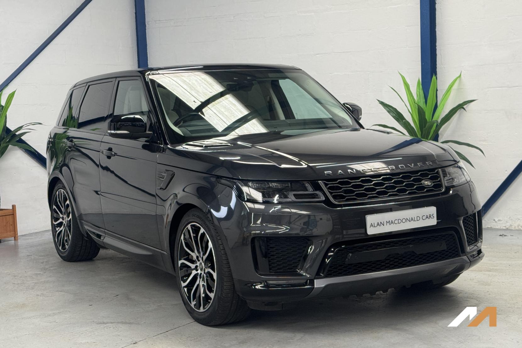 Land Rover Range Rover Sport 3.0 D300 MHEV HSE Silver SUV 5dr Diesel Auto 4WD Euro 6 (s/s) (300 ps)
