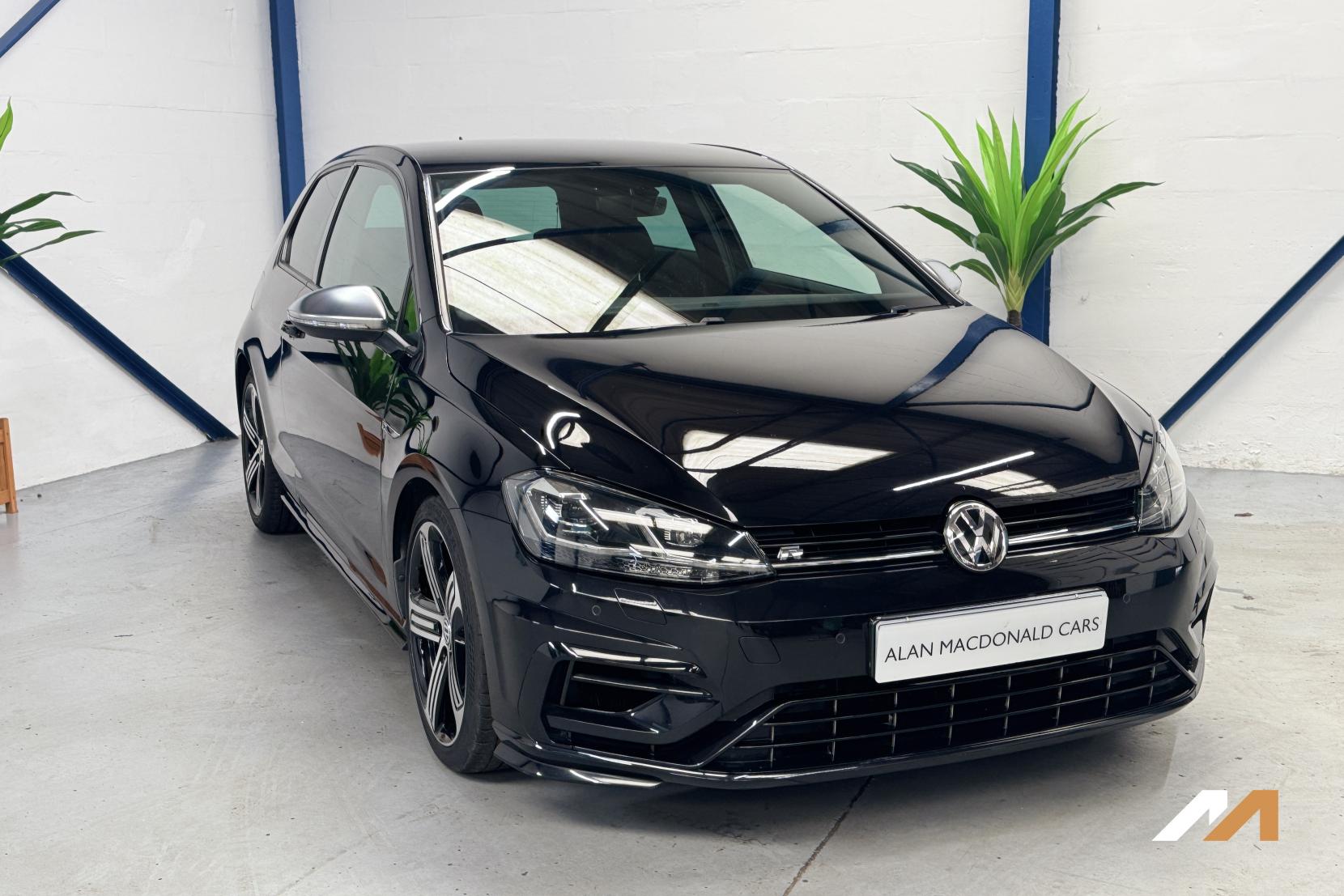 Volkswagen Golf 2.0 TSI BlueMotion Tech R Hatchback 3dr Petrol DSG 4Motion Euro 6 (s/s) (310 ps)