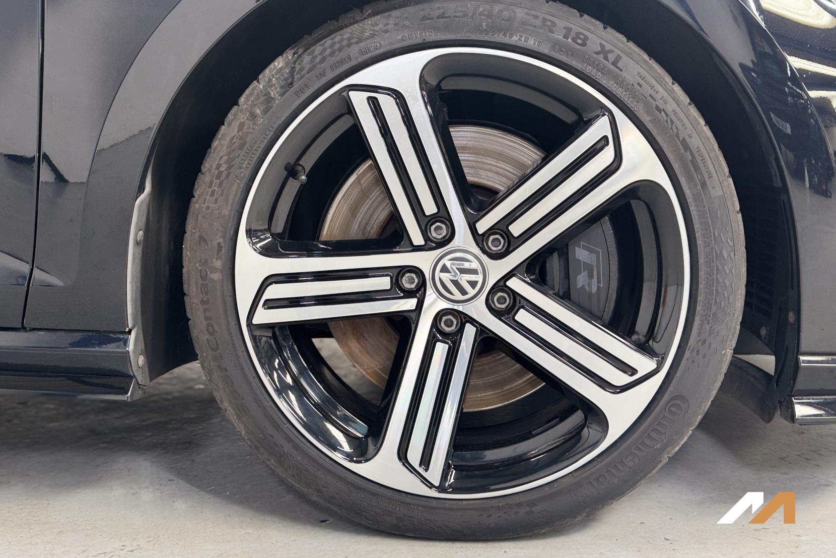 Volkswagen Golf 2.0 TSI BlueMotion Tech R Hatchback 3dr Petrol DSG 4Motion Euro 6 (s/s) (310 ps)