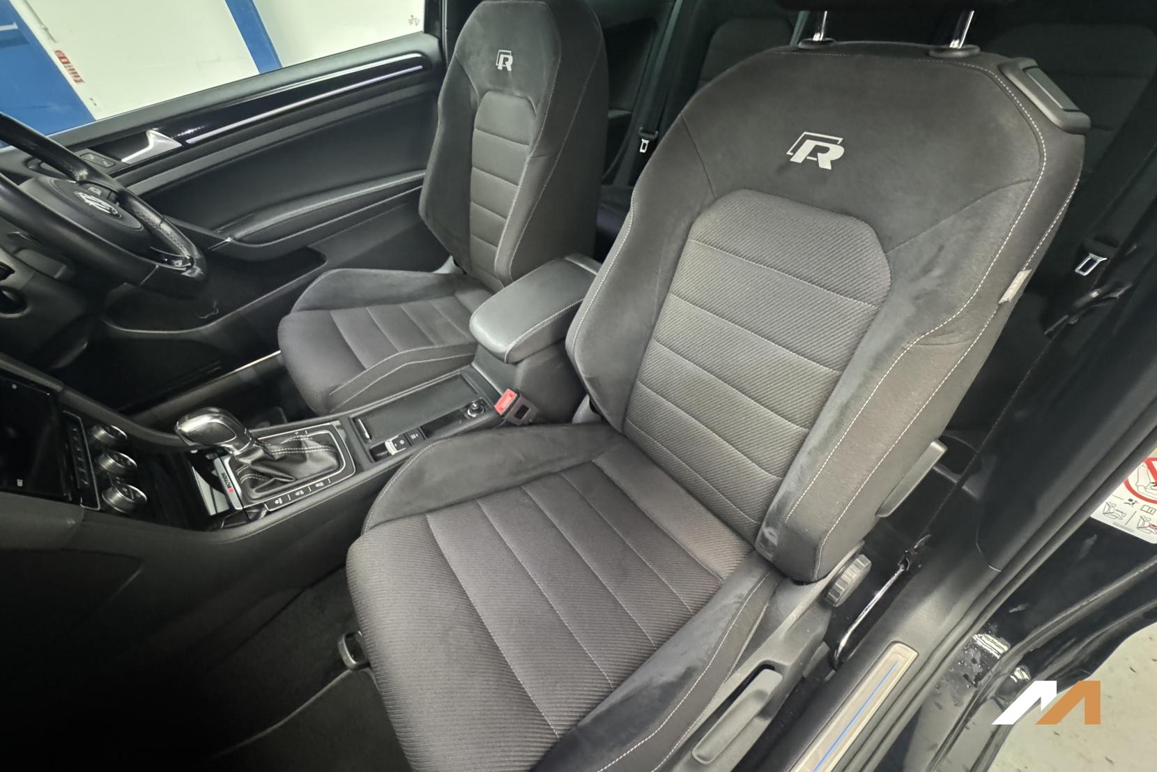 Volkswagen Golf 2.0 TSI BlueMotion Tech R Hatchback 3dr Petrol DSG 4Motion Euro 6 (s/s) (310 ps)