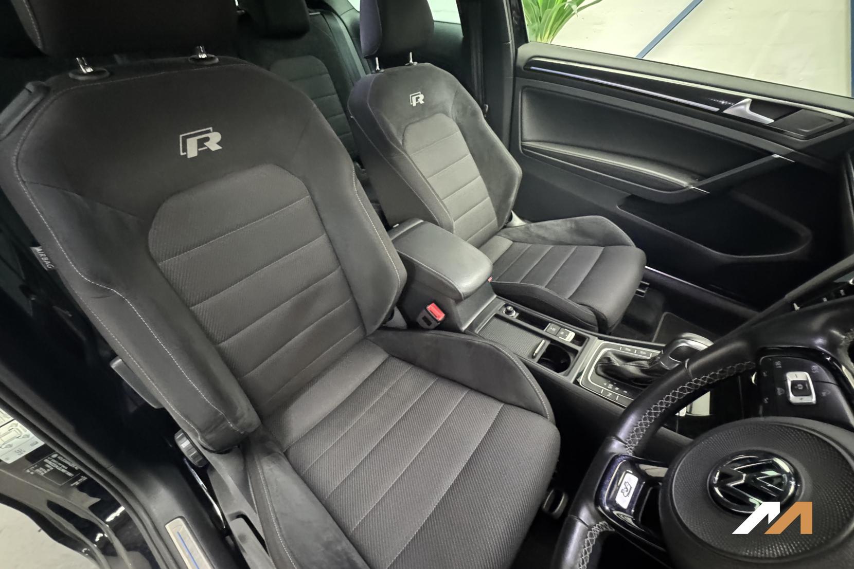 Volkswagen Golf 2.0 TSI BlueMotion Tech R Hatchback 3dr Petrol DSG 4Motion Euro 6 (s/s) (310 ps)