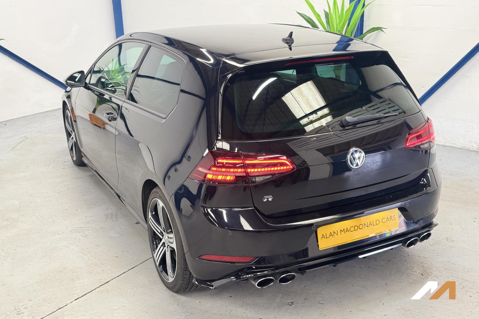 Volkswagen Golf 2.0 TSI BlueMotion Tech R Hatchback 3dr Petrol DSG 4Motion Euro 6 (s/s) (310 ps)