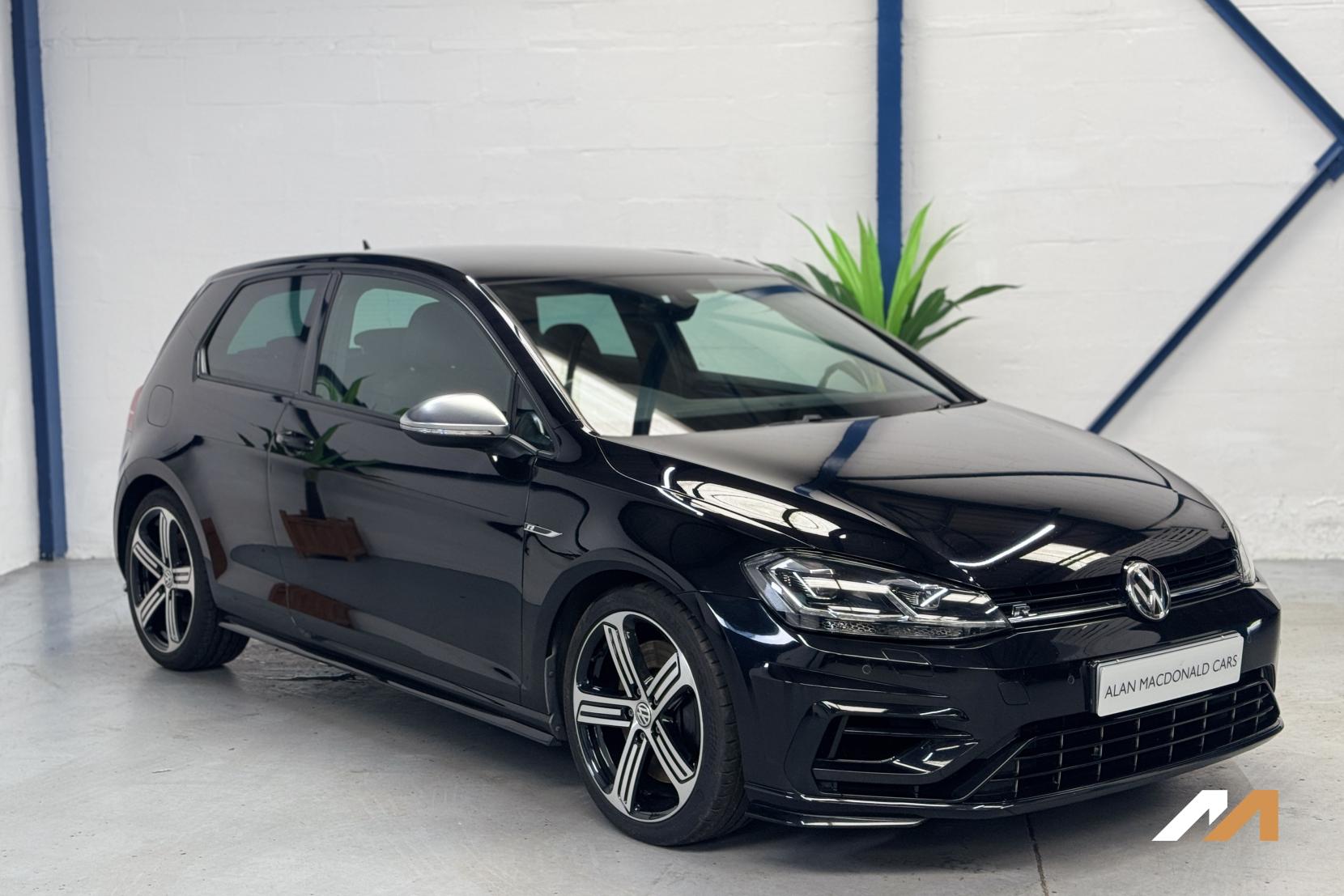 Volkswagen Golf 2.0 TSI BlueMotion Tech R Hatchback 3dr Petrol DSG 4Motion Euro 6 (s/s) (310 ps)