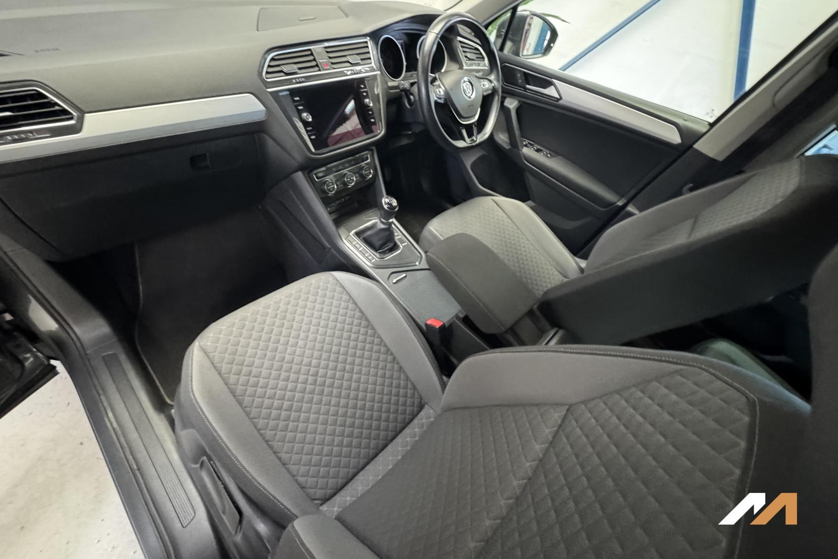 Volkswagen Tiguan 1.4 TSI SE Navigation SUV 5dr Petrol Manual Euro 6 (s/s) (125 ps)