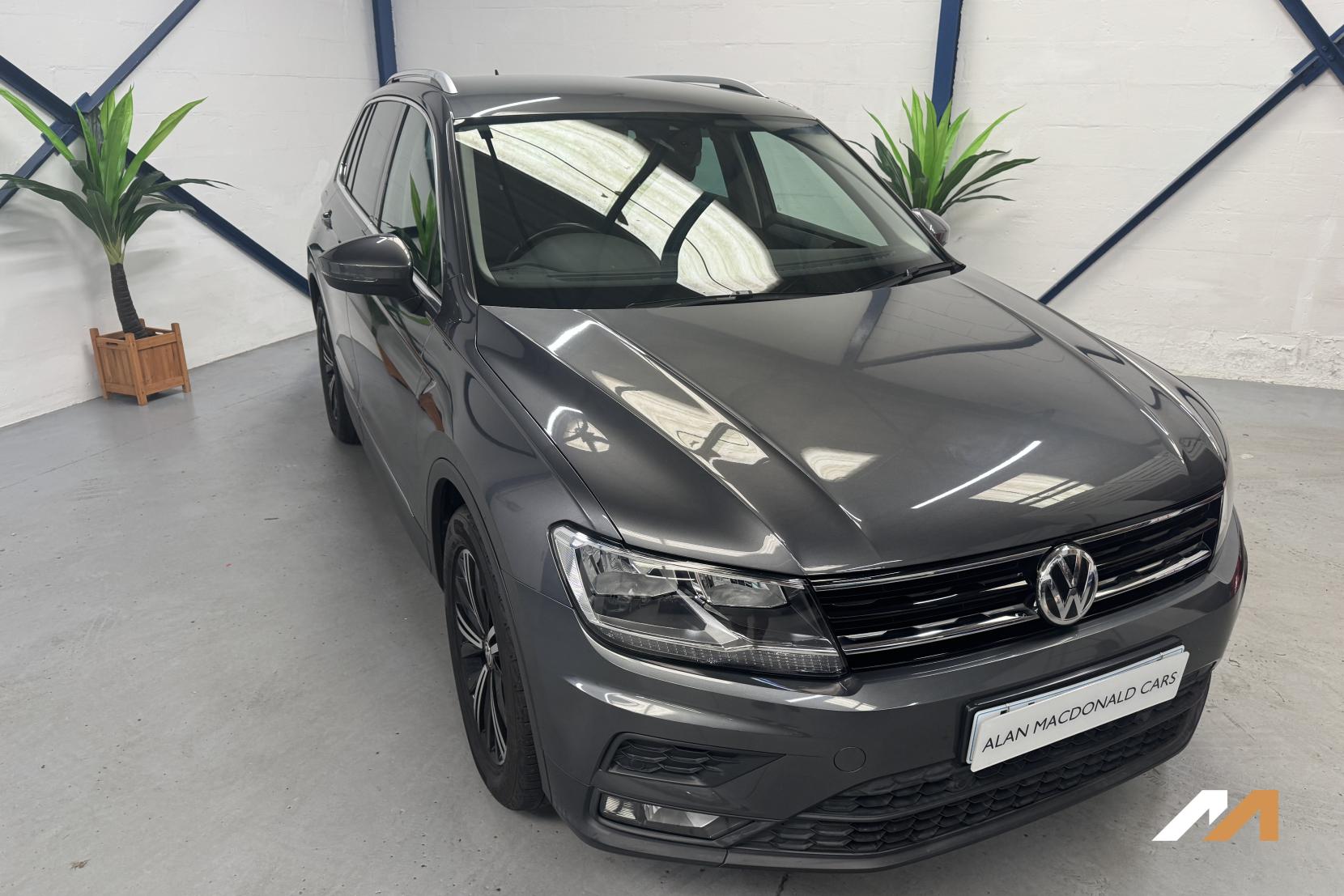 Volkswagen Tiguan 1.4 TSI SE Navigation SUV 5dr Petrol Manual Euro 6 (s/s) (125 ps)