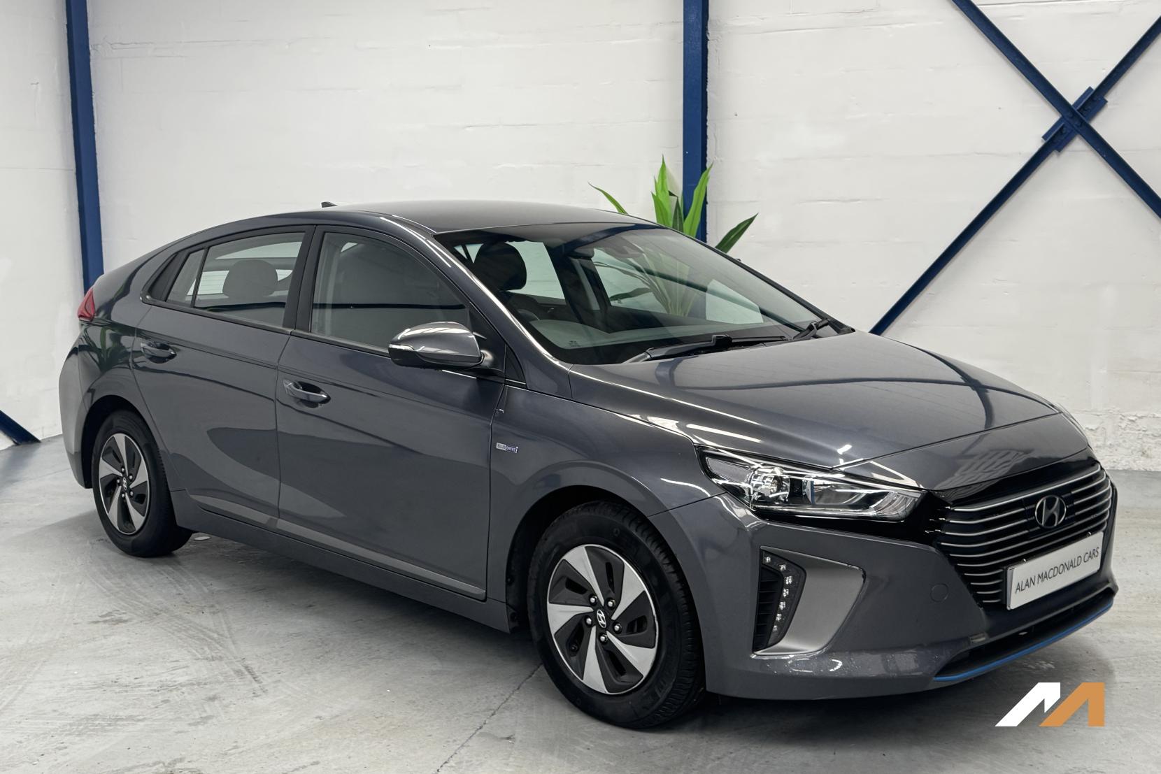 Hyundai IONIQ 1.6 h-GDi GPF SE Hatchback 5dr Petrol Hybrid DCT Euro 6 (s/s) (141 ps)