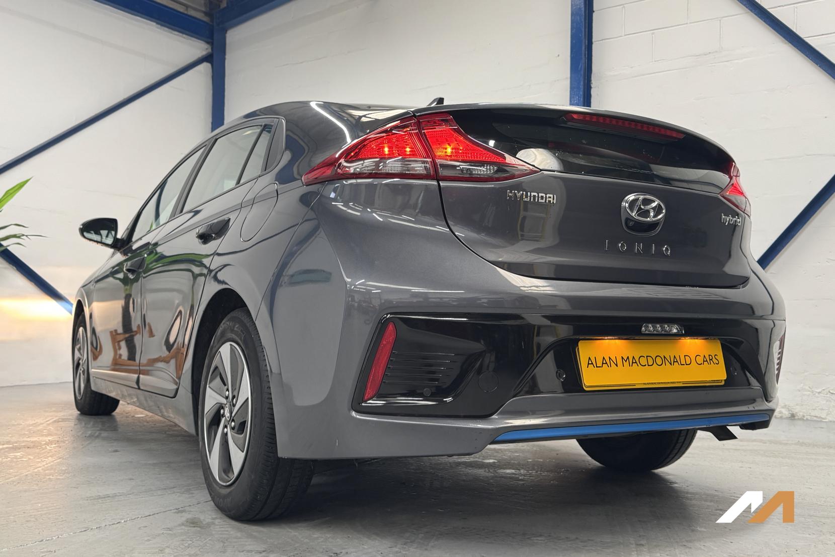 Hyundai IONIQ 1.6 h-GDi GPF SE Hatchback 5dr Petrol Hybrid DCT Euro 6 (s/s) (141 ps)