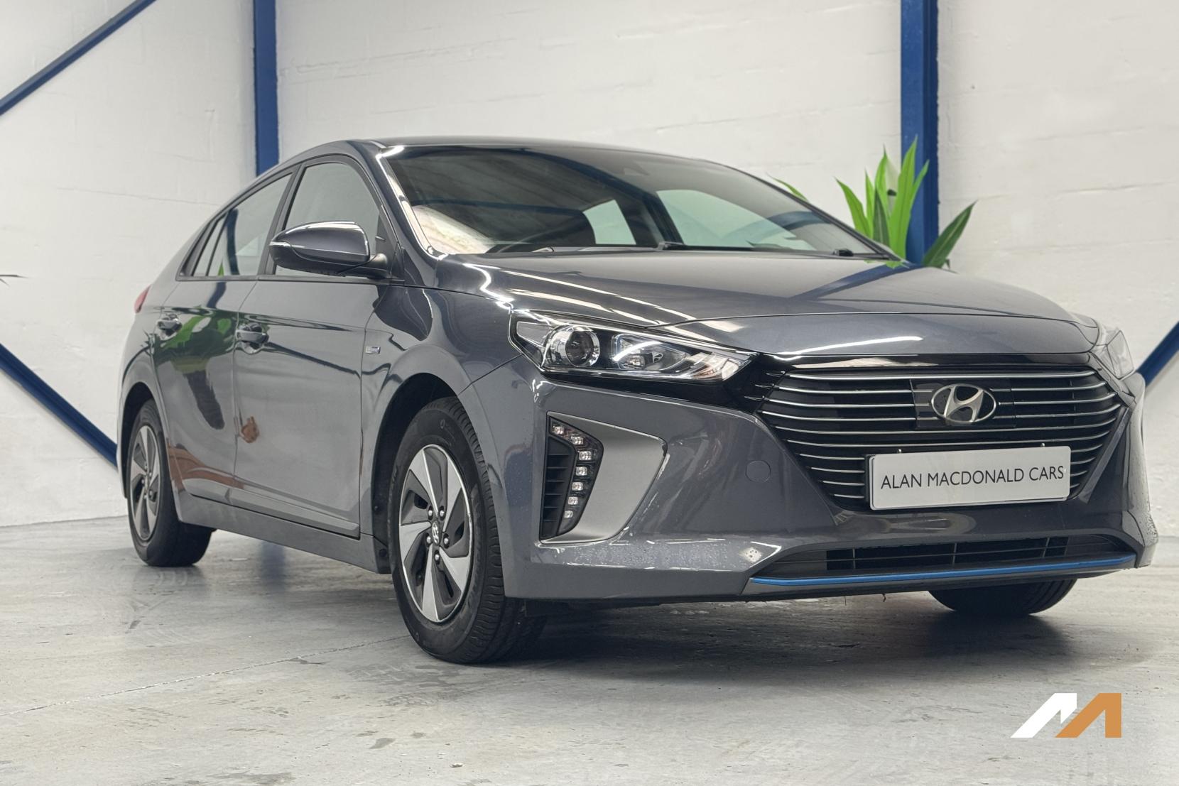 Hyundai IONIQ 1.6 h-GDi GPF SE Hatchback 5dr Petrol Hybrid DCT Euro 6 (s/s) (141 ps)