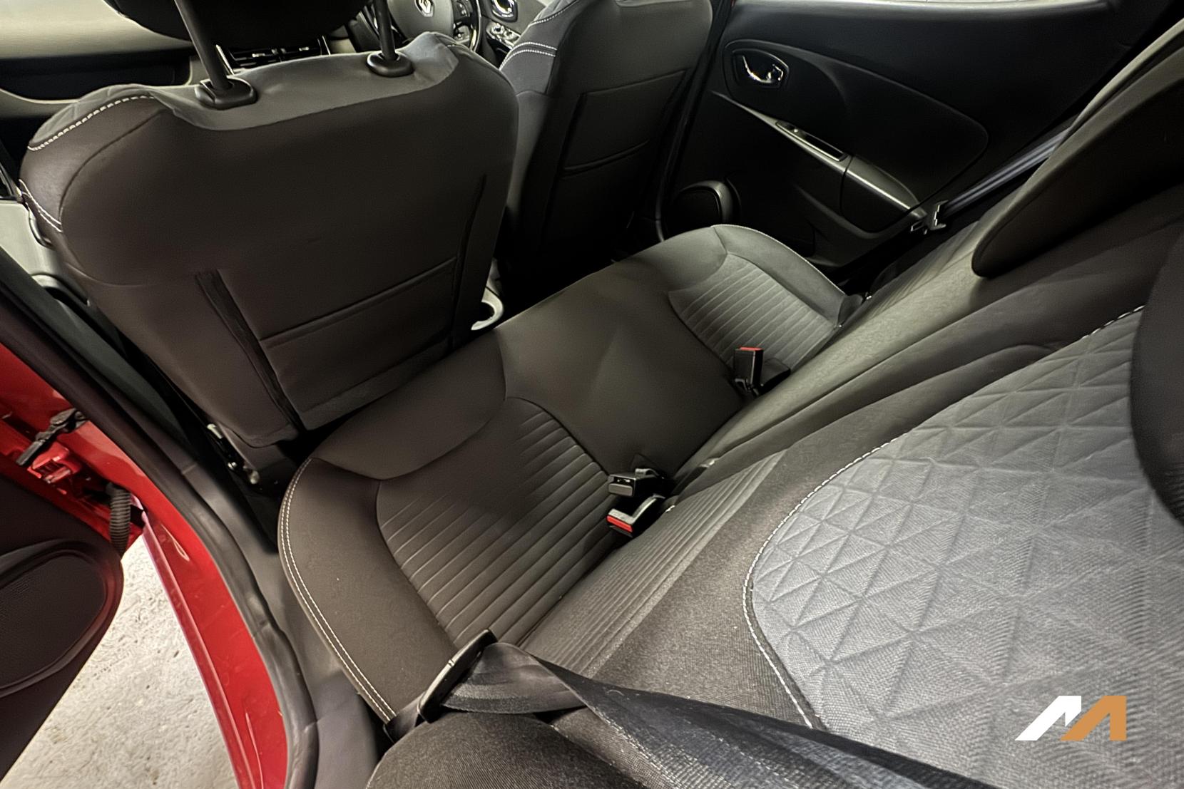 Renault Clio 1.5 dCi Dynamique S MediaNav Hatchback 5dr Diesel EDC Euro 5 (90 ps)