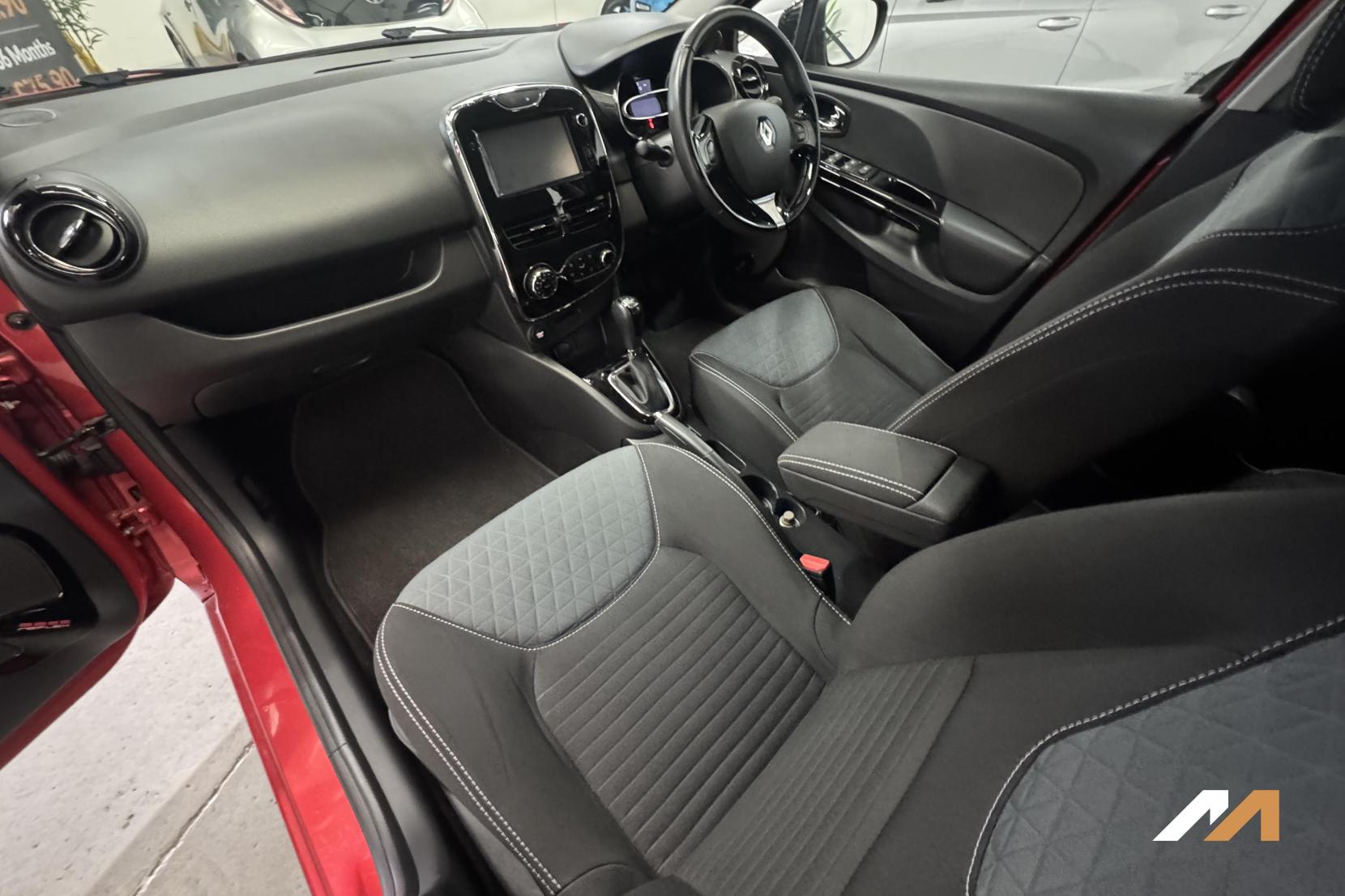 Renault Clio 1.5 dCi Dynamique S MediaNav Hatchback 5dr Diesel EDC Euro 5 (90 ps)