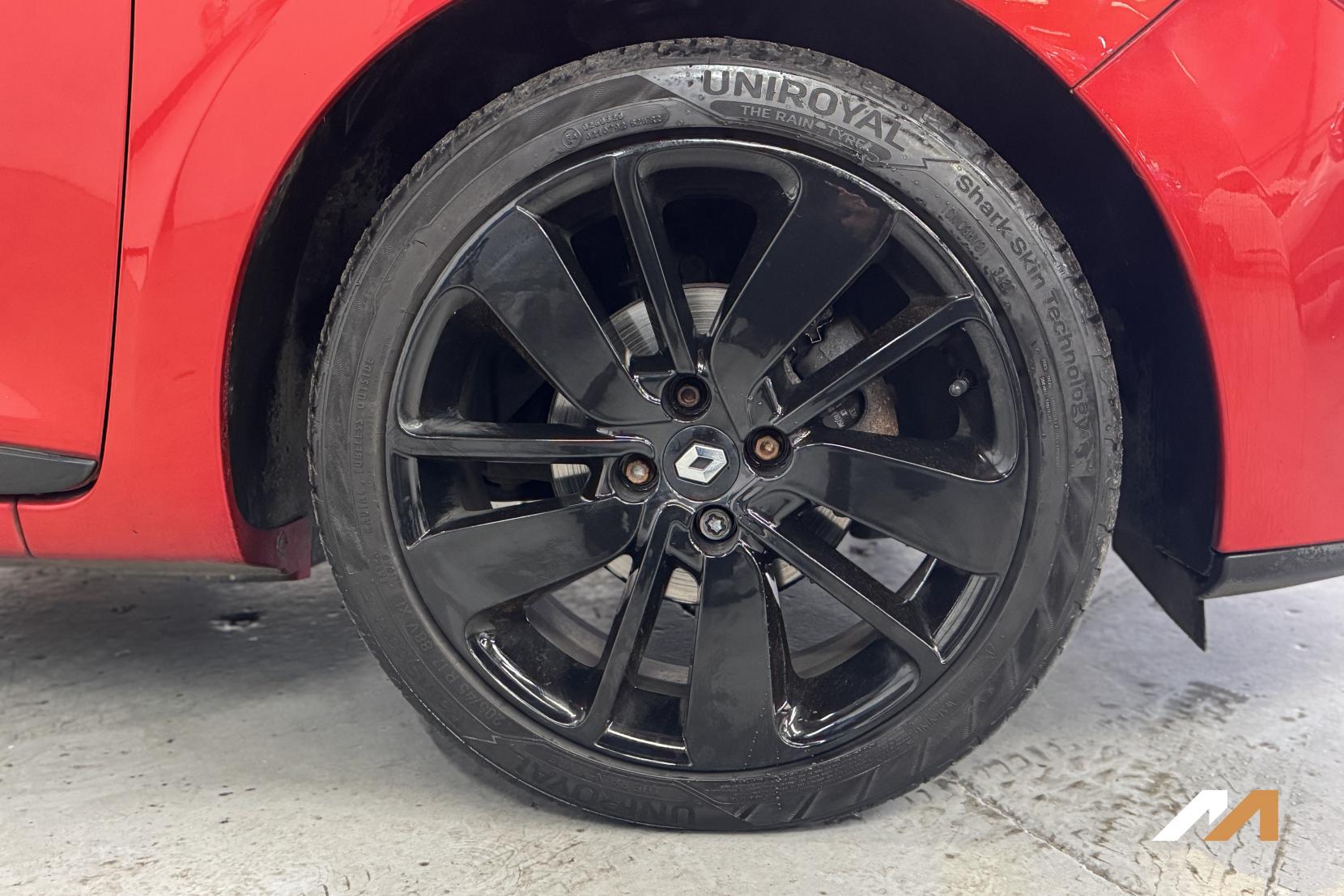 Renault Clio 1.5 dCi Dynamique S MediaNav Hatchback 5dr Diesel EDC Euro 5 (90 ps)