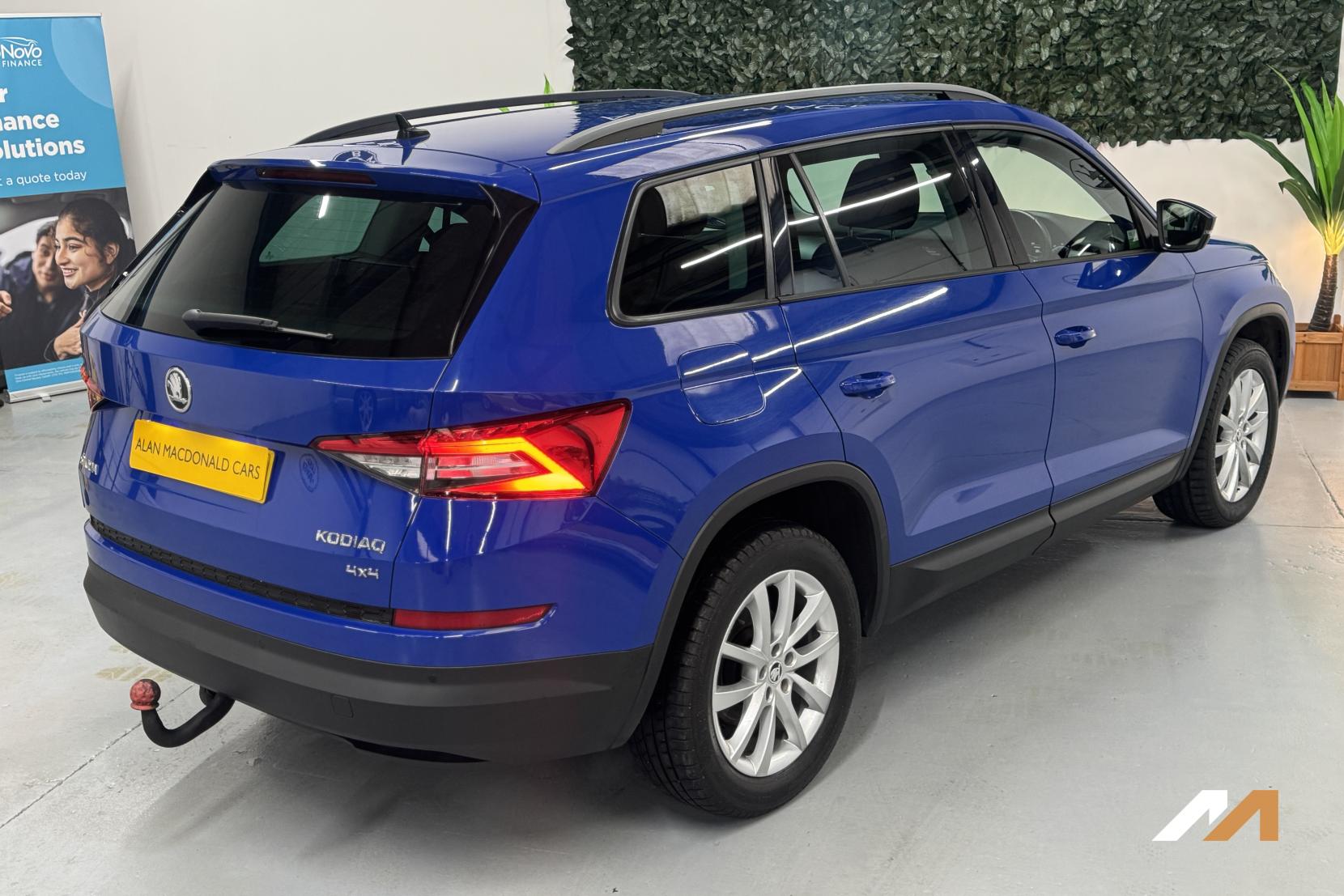 Skoda Kodiaq 2.0 TDI SE SUV 5dr Diesel Manual 4WD Euro 6 (s/s) (5 Seat) (150 ps)