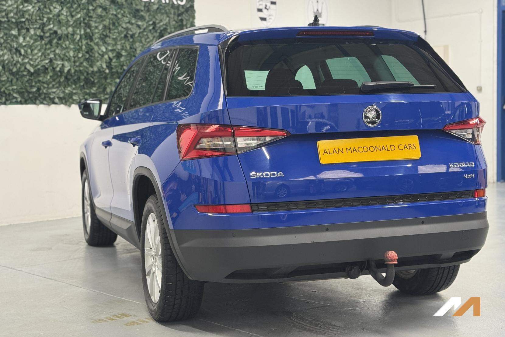 Skoda Kodiaq 2.0 TDI SE SUV 5dr Diesel Manual 4WD Euro 6 (s/s) (5 Seat) (150 ps)