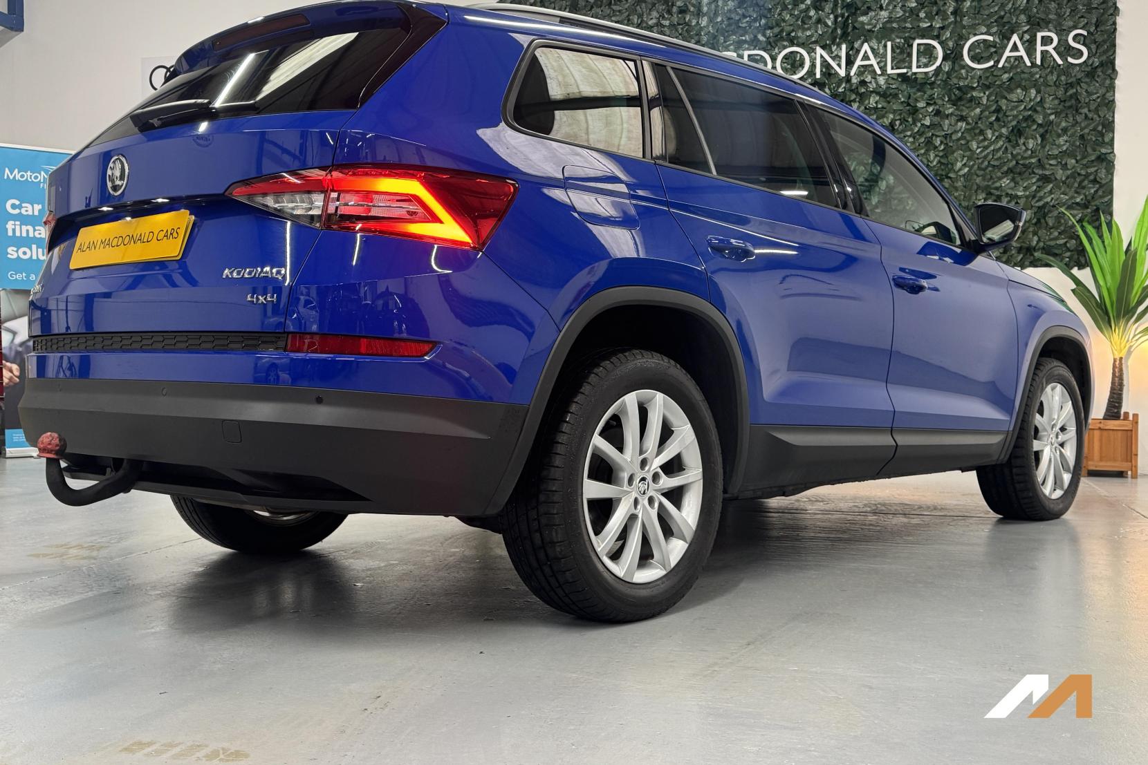 Skoda Kodiaq 2.0 TDI SE SUV 5dr Diesel Manual 4WD Euro 6 (s/s) (5 Seat) (150 ps)