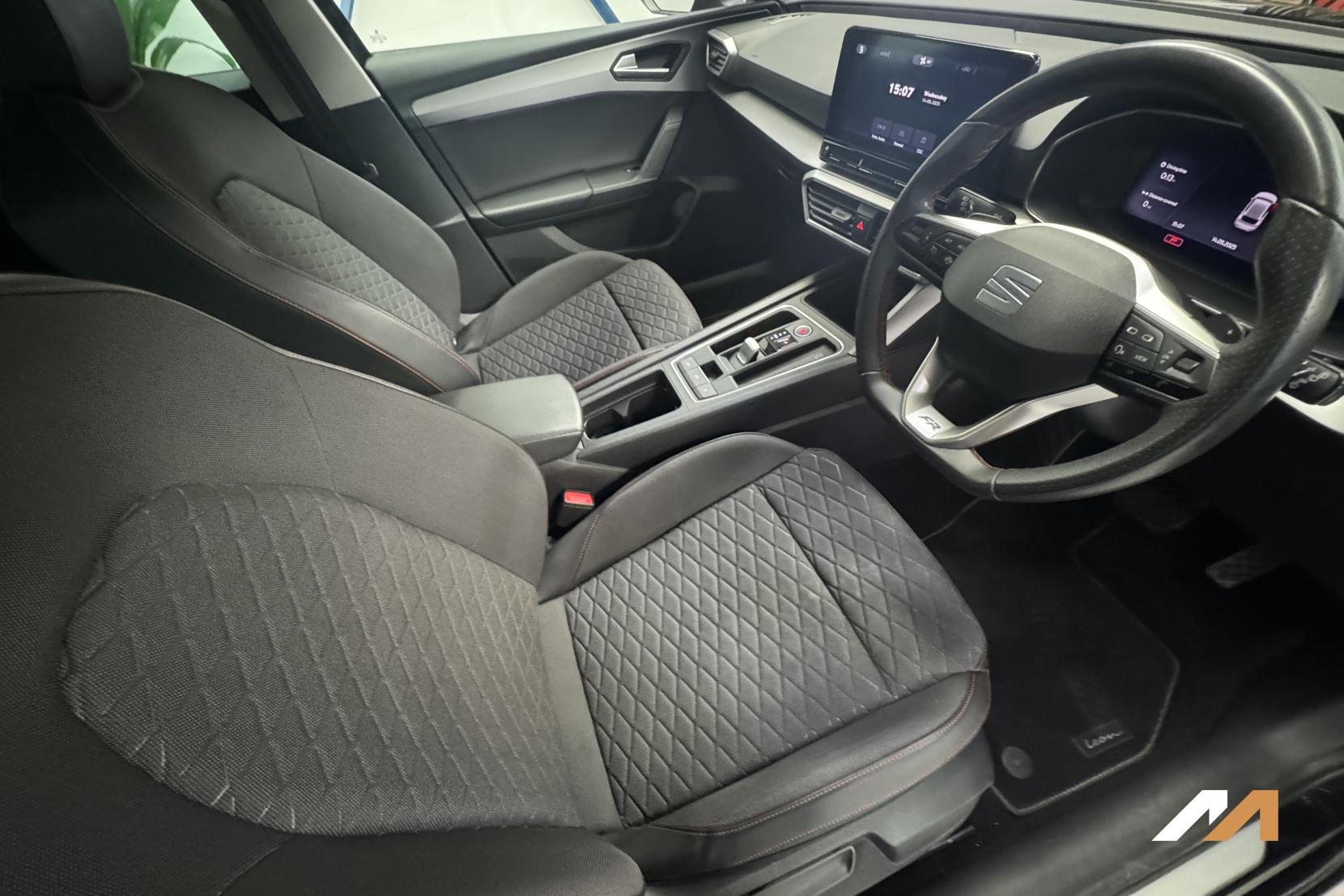 SEAT Leon 1.4 eHybrid 12.8kWh FR Hatchback 5dr Petrol Plug-in Hybrid DSG Euro 6 (s/s) (204 ps)