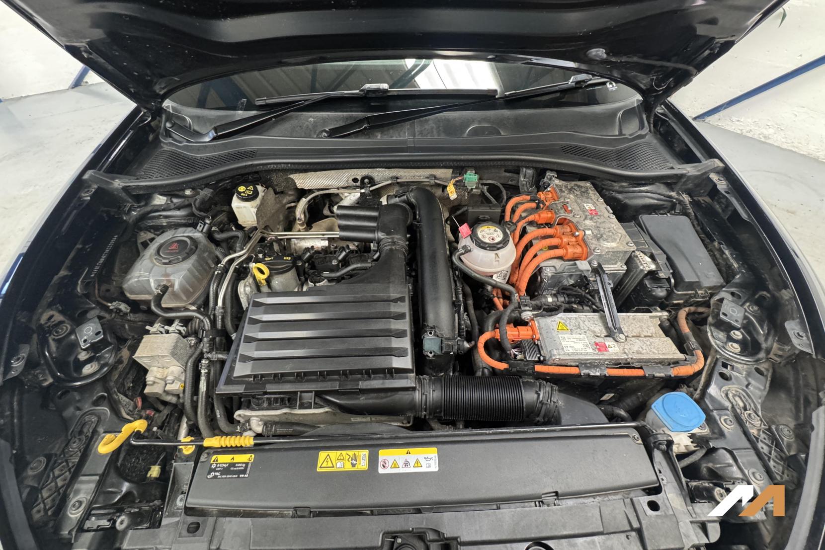 SEAT Leon 1.4 eHybrid 12.8kWh FR Hatchback 5dr Petrol Plug-in Hybrid DSG Euro 6 (s/s) (204 ps)