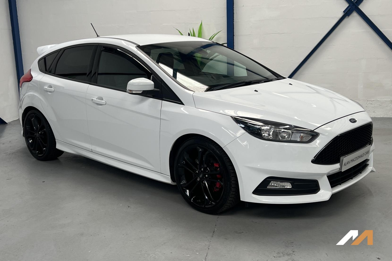 Ford Focus 2.0T EcoBoost ST-2 Hatchback 5dr Petrol Manual Euro 6 (s/s) (250 ps)