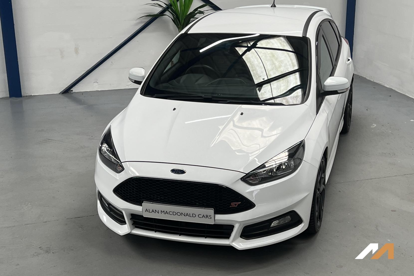 Ford Focus 2.0T EcoBoost ST-2 Hatchback 5dr Petrol Manual Euro 6 (s/s) (250 ps)