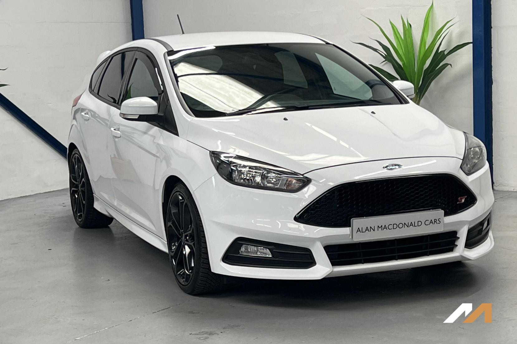 Ford Focus 2.0T EcoBoost ST-2 Hatchback 5dr Petrol Manual Euro 6 (s/s) (250 ps)