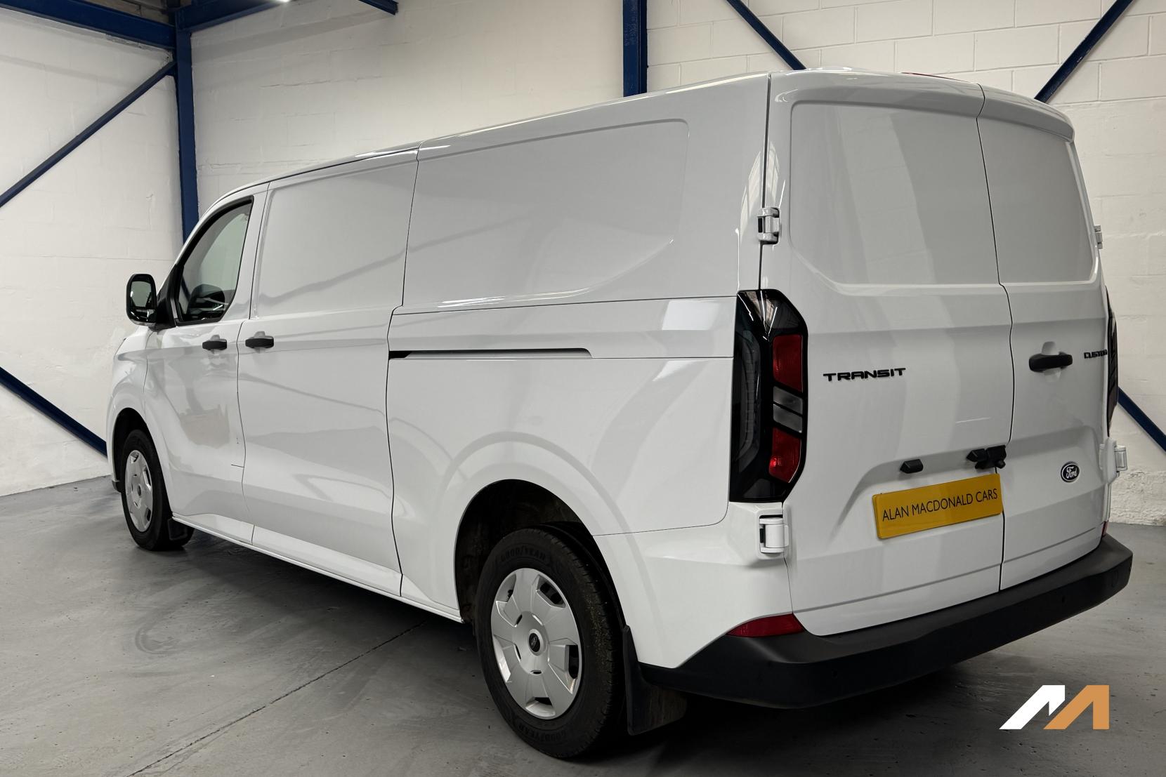 Ford Transit Custom 2.0 280 EcoBlue Trend Panel Van 5dr Diesel Manual L2 H1 Euro 6 (s/s) (110 ps)