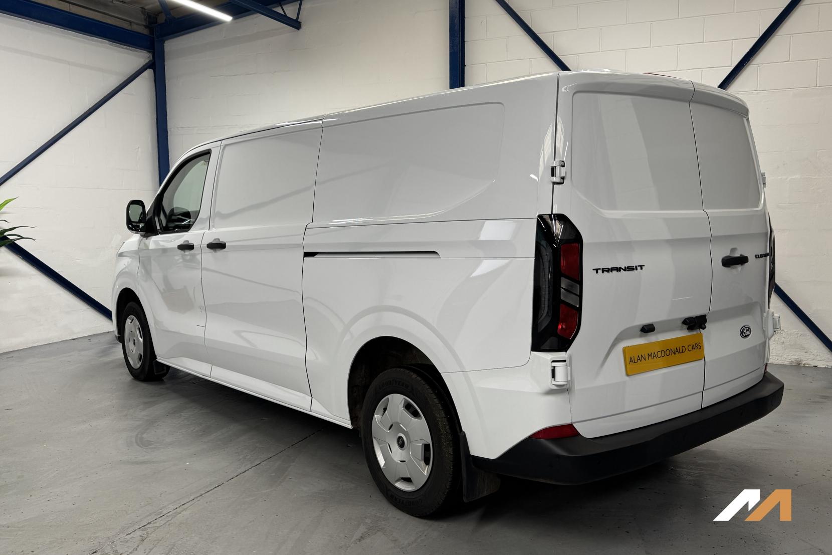 Ford Transit Custom 2.0 280 EcoBlue Trend Panel Van 5dr Diesel Manual L2 H1 Euro 6 (s/s) (110 ps)