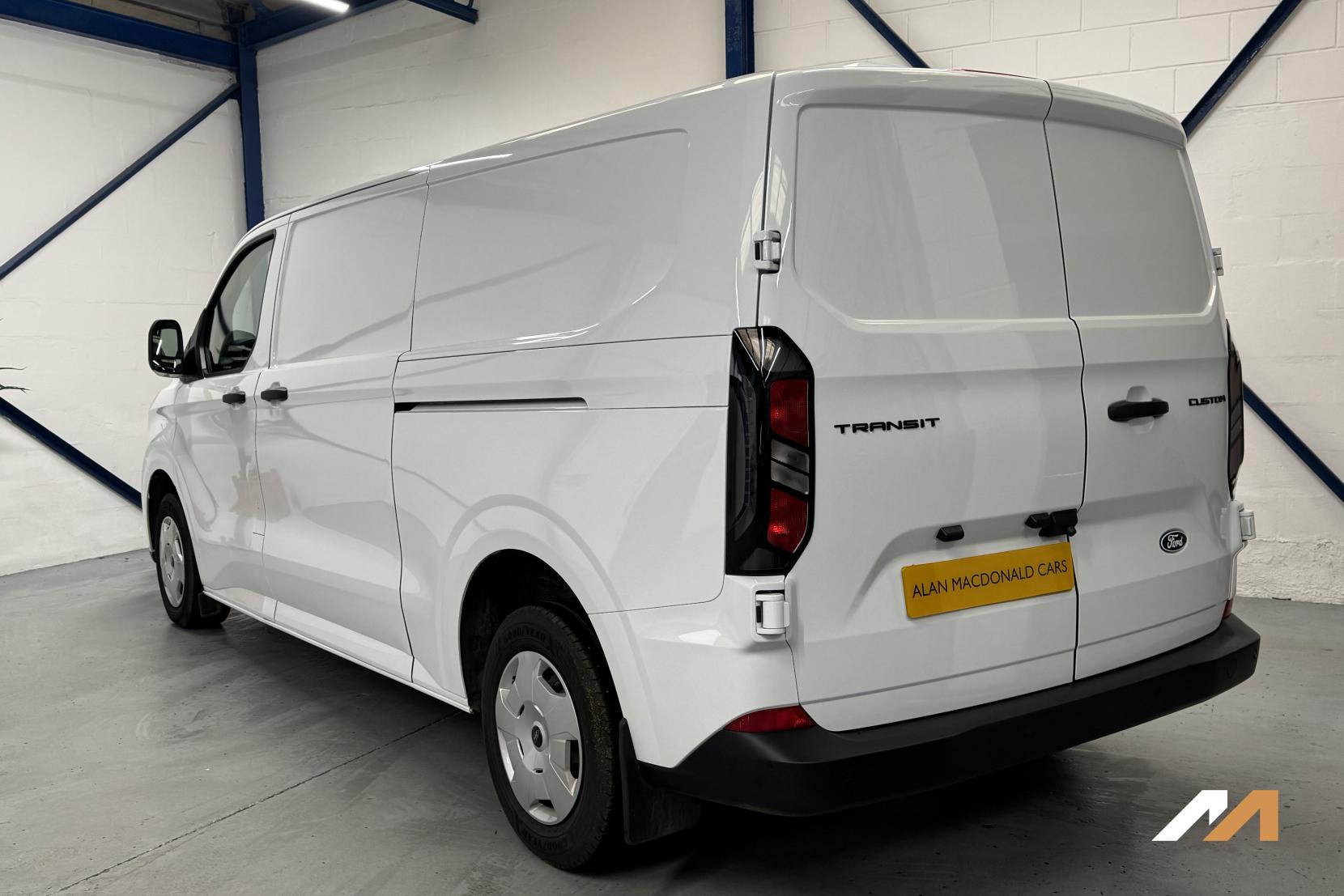 Ford Transit Custom 2.0 280 EcoBlue Trend Panel Van 5dr Diesel Manual L2 H1 Euro 6 (s/s) (110 ps)