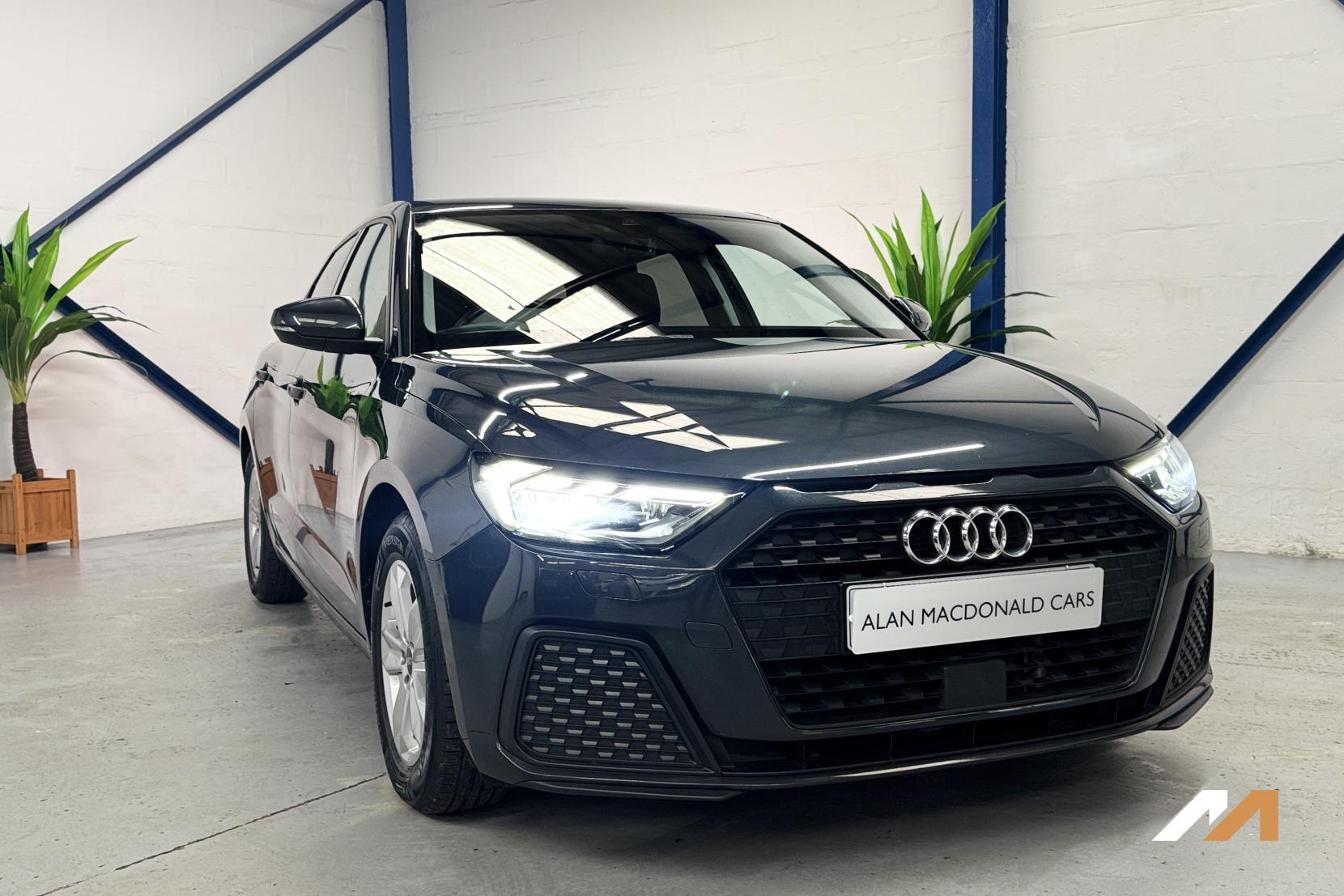 Audi A1 1.0 TFSI 25 Technik Sportback 5dr Petrol Manual Euro 6 (s/s) (95 ps)