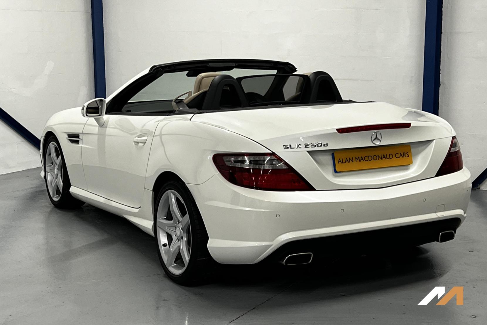 Mercedes-Benz SLK 2.1 SLK250d AMG Sport Convertible 2dr Diesel G-Tronic Euro 6 (s/s) (204 ps)