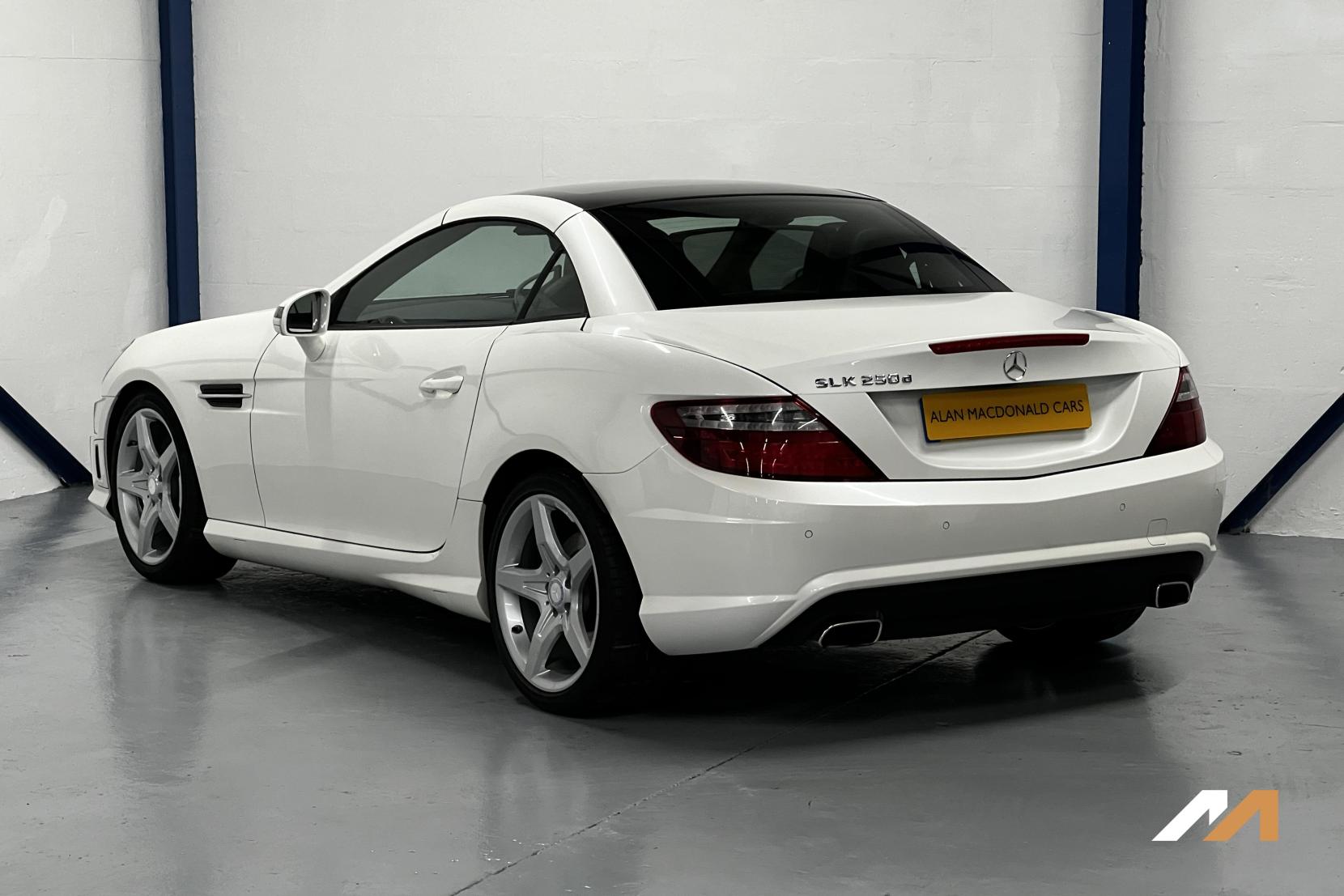 Mercedes-Benz SLK 2.1 SLK250d AMG Sport Convertible 2dr Diesel G-Tronic Euro 6 (s/s) (204 ps)