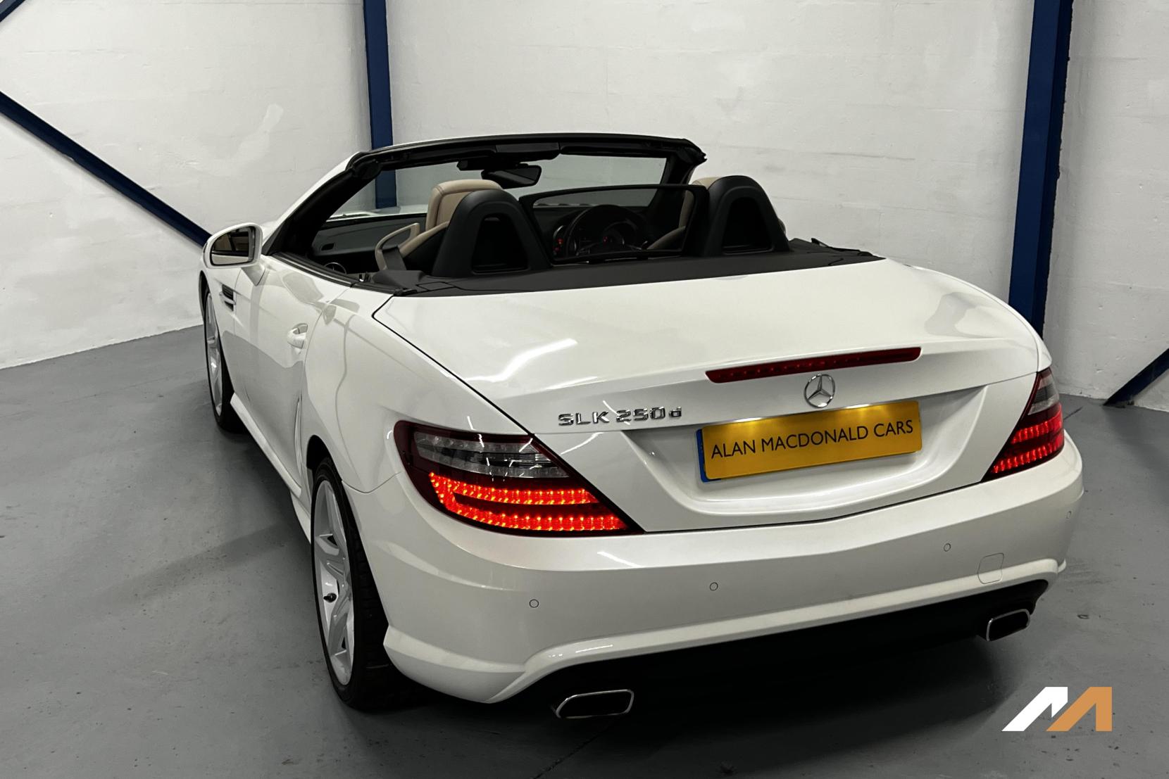 Mercedes-Benz SLK 2.1 SLK250d AMG Sport Convertible 2dr Diesel G-Tronic Euro 6 (s/s) (204 ps)