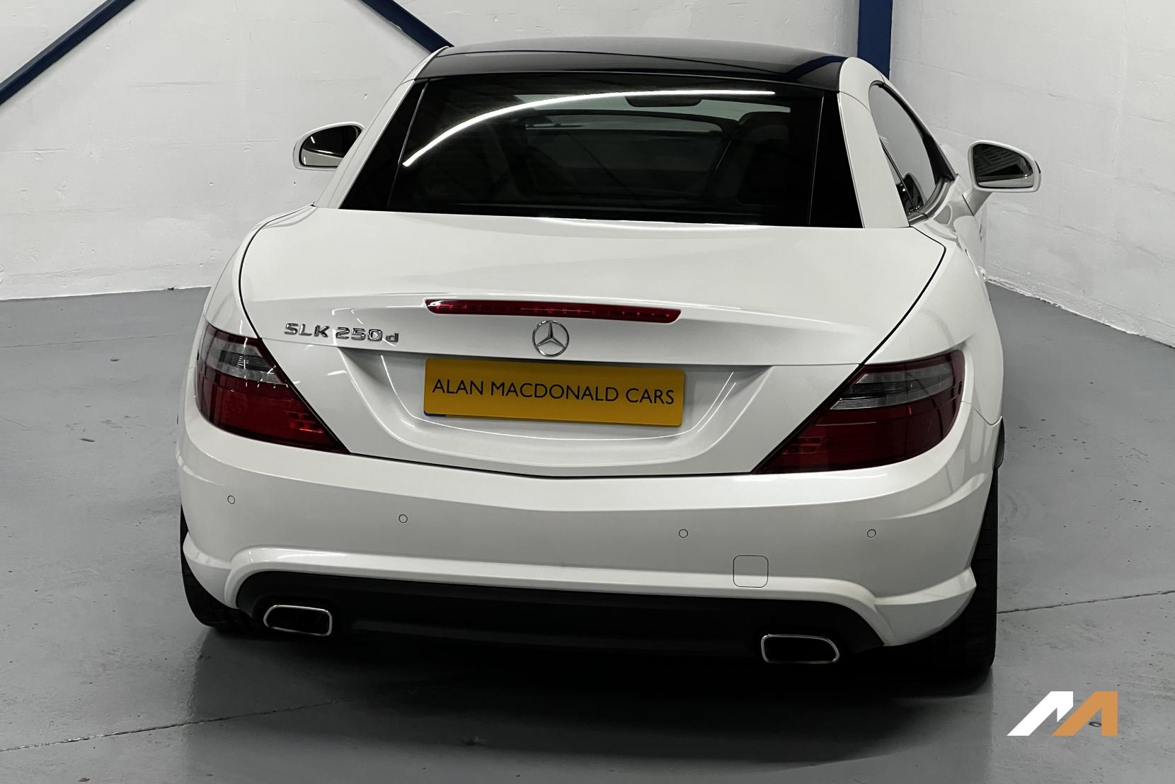 Mercedes-Benz SLK 2.1 SLK250d AMG Sport Convertible 2dr Diesel G-Tronic Euro 6 (s/s) (204 ps)