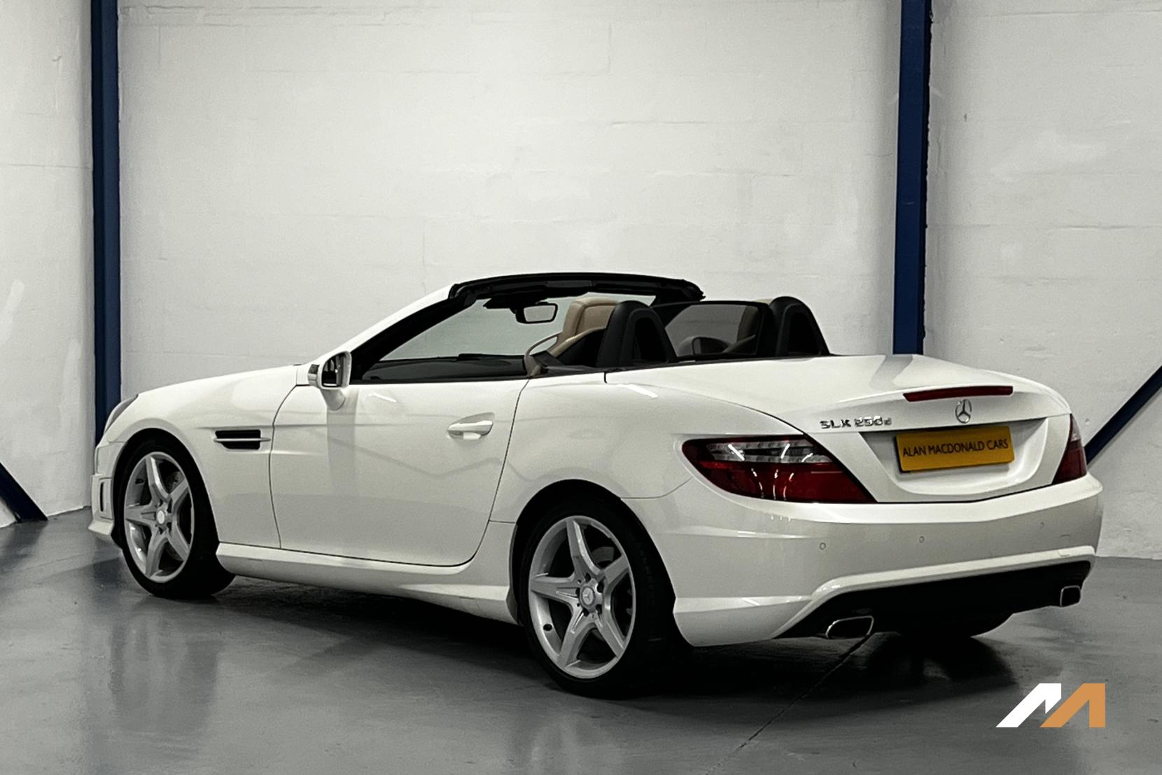 Mercedes-Benz SLK 2.1 SLK250d AMG Sport Convertible 2dr Diesel G-Tronic Euro 6 (s/s) (204 ps)