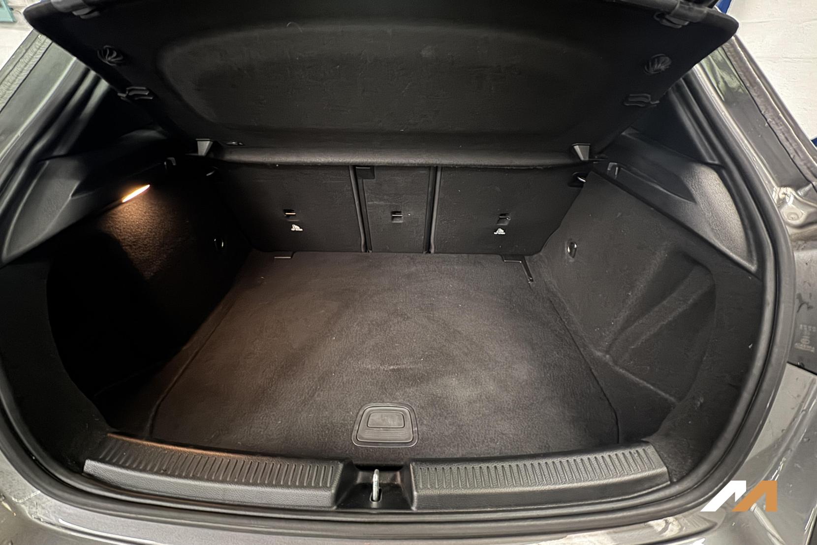 Mercedes-Benz A Class 1.5 A180d AMG Line Hatchback 5dr Diesel 7G-DCT Euro 6 (s/s) (116 ps)