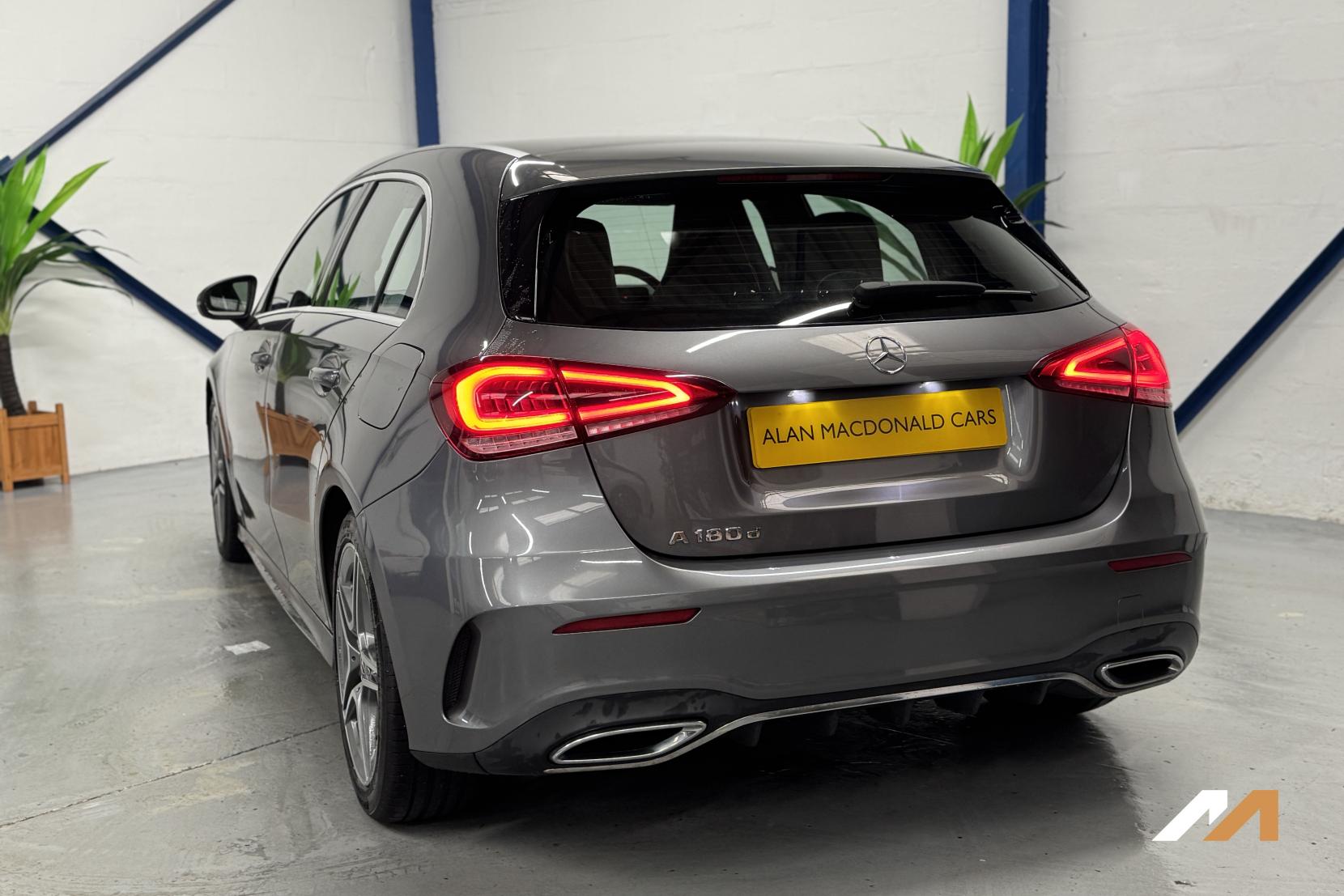 Mercedes-Benz A Class 1.5 A180d AMG Line Hatchback 5dr Diesel 7G-DCT Euro 6 (s/s) (116 ps)