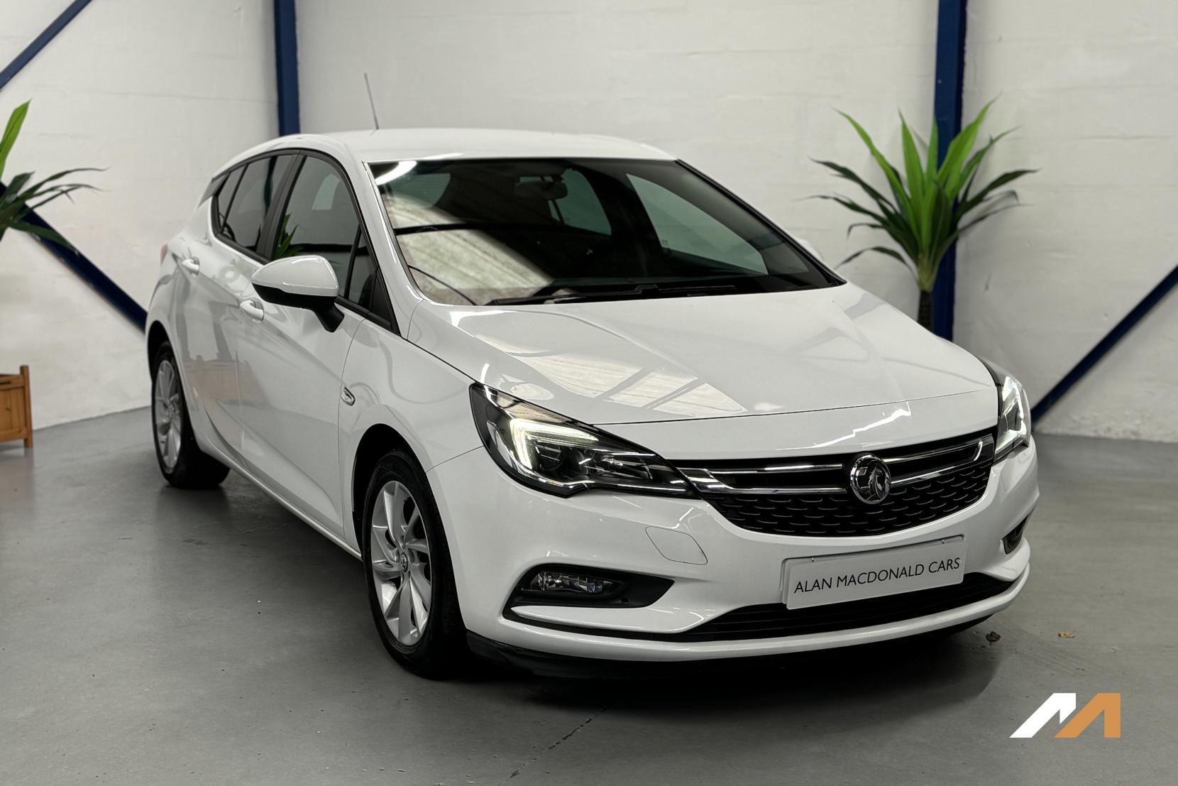 Vauxhall Astra 1.6 CDTi ecoTEC BlueInjection Design Hatchback 5dr Diesel Manual Euro 6 (s/s) (110 ps)