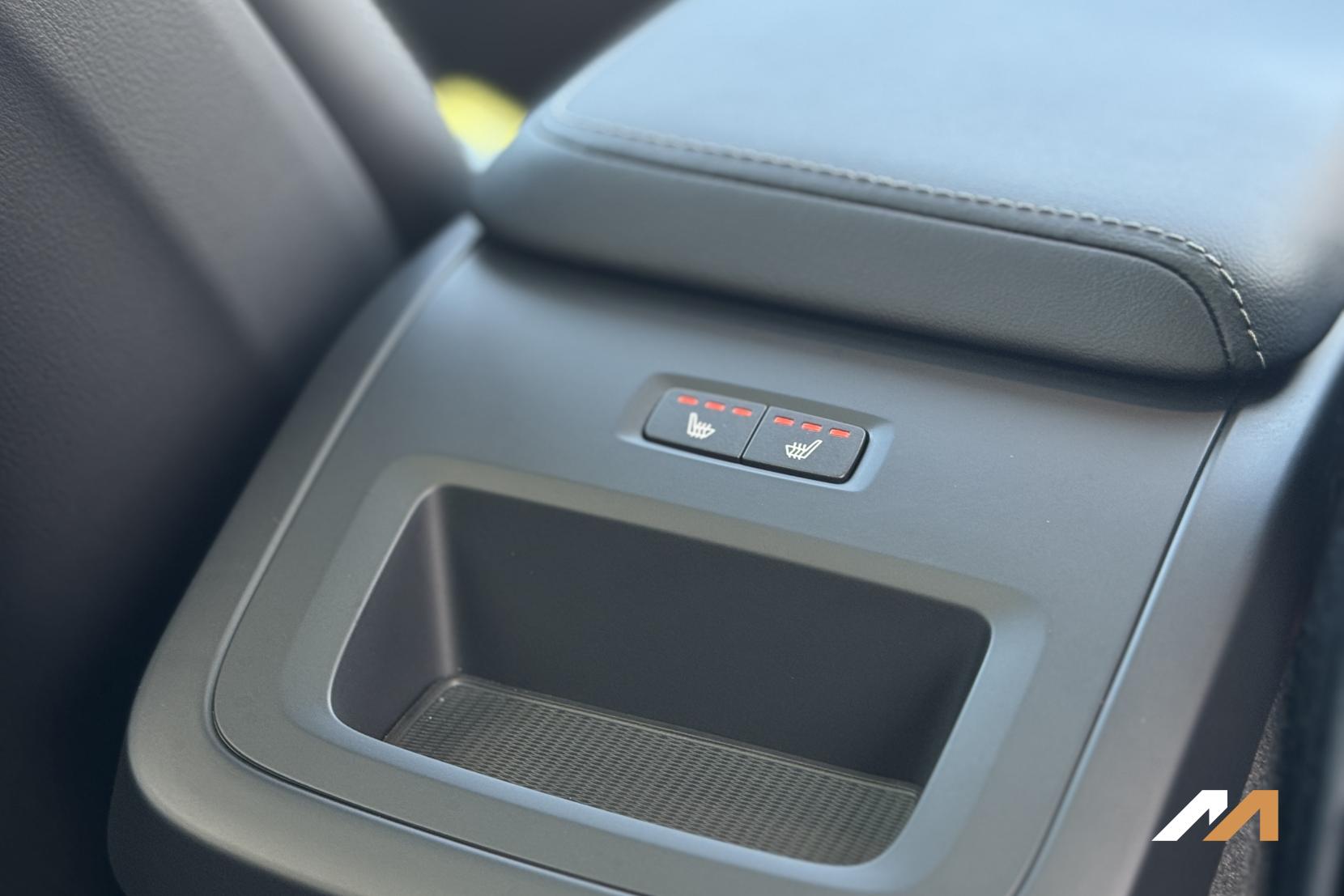 Volvo XC60 2.0h T8 18.8kWh Ultra Bright SUV 5dr Petrol Plug-in Hybrid Auto AWD Euro 6 (s/s) (455 ps)