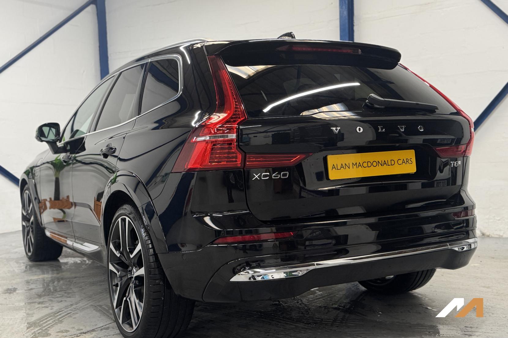 Volvo XC60 2.0h T8 18.8kWh Ultra Bright SUV 5dr Petrol Plug-in Hybrid Auto AWD Euro 6 (s/s) (455 ps)